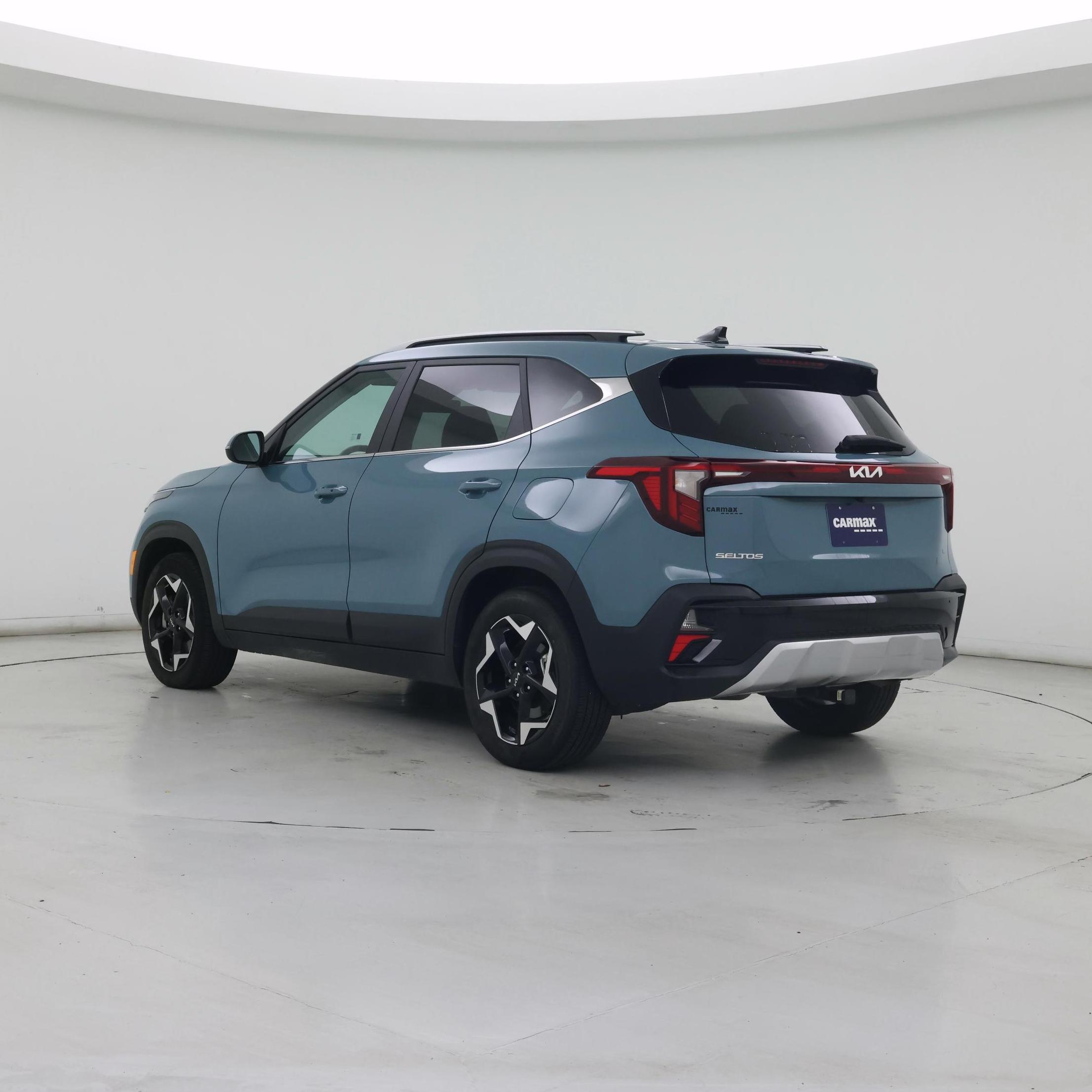 Thumbnail: 2024 Kia Seltos - 2