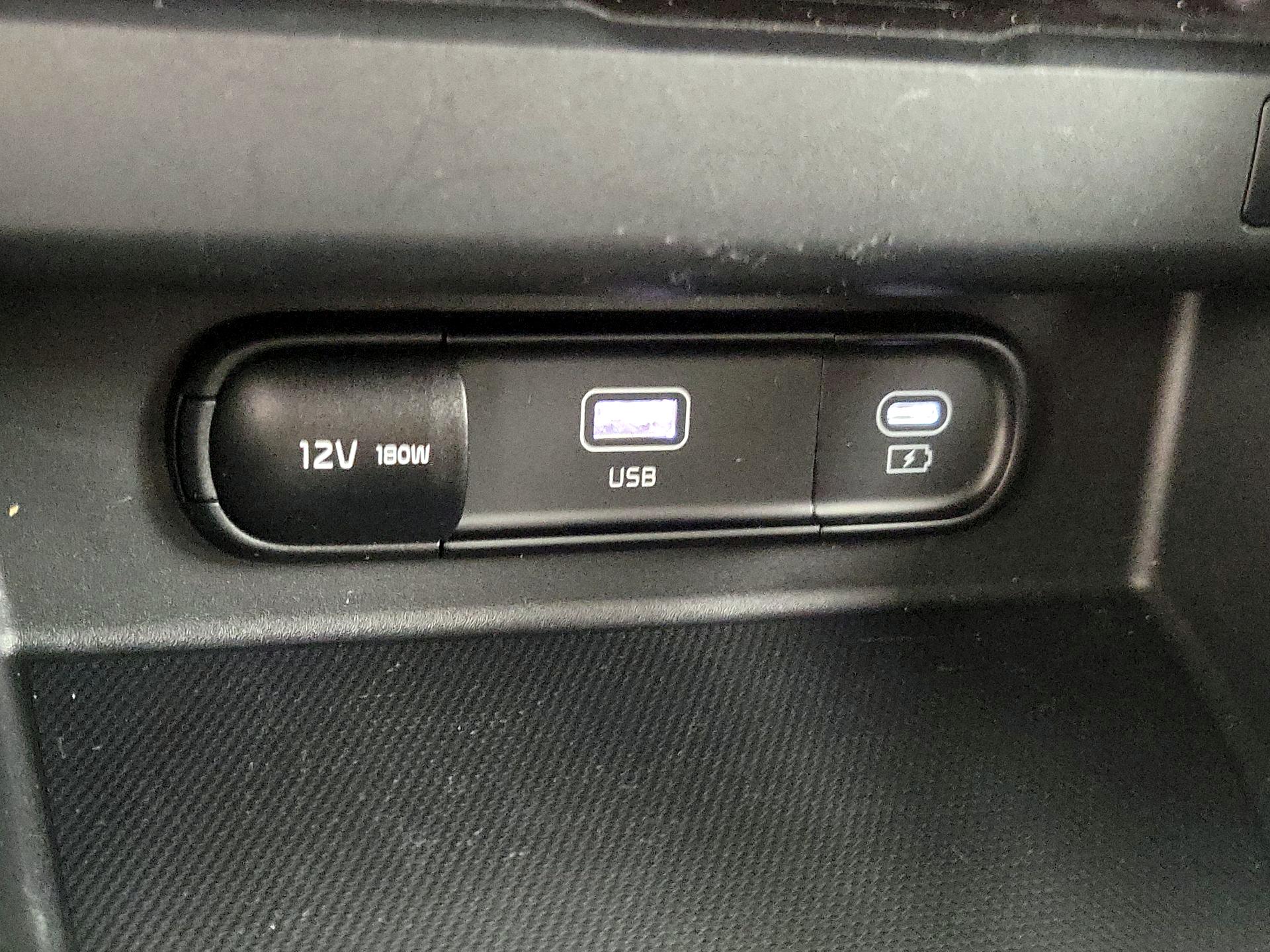 Thumbnail: 2024 Kia Seltos - 19