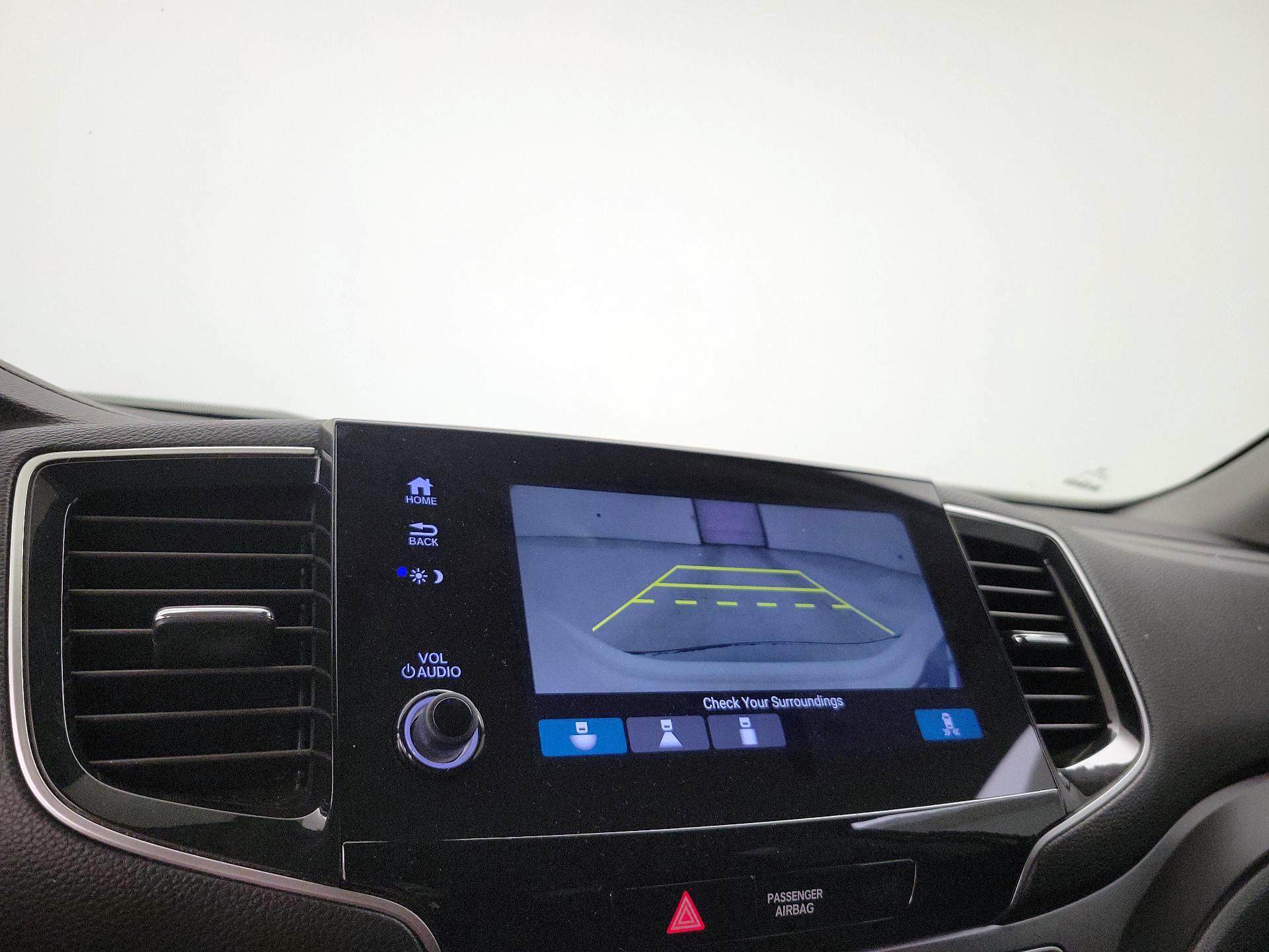 Thumbnail: 2019 Honda Pilot - 14