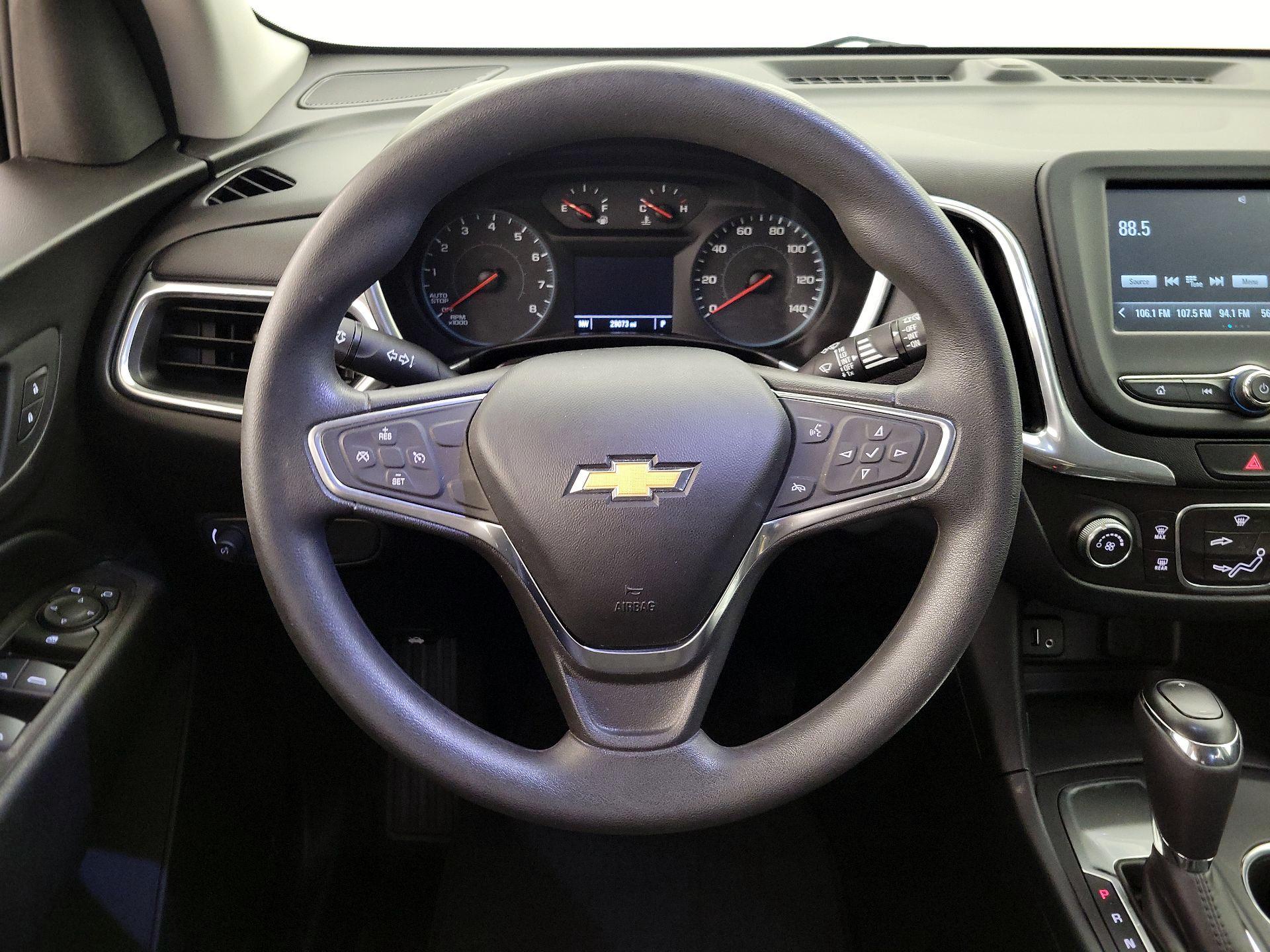 Thumbnail: 2018 Chevrolet Equinox - 10