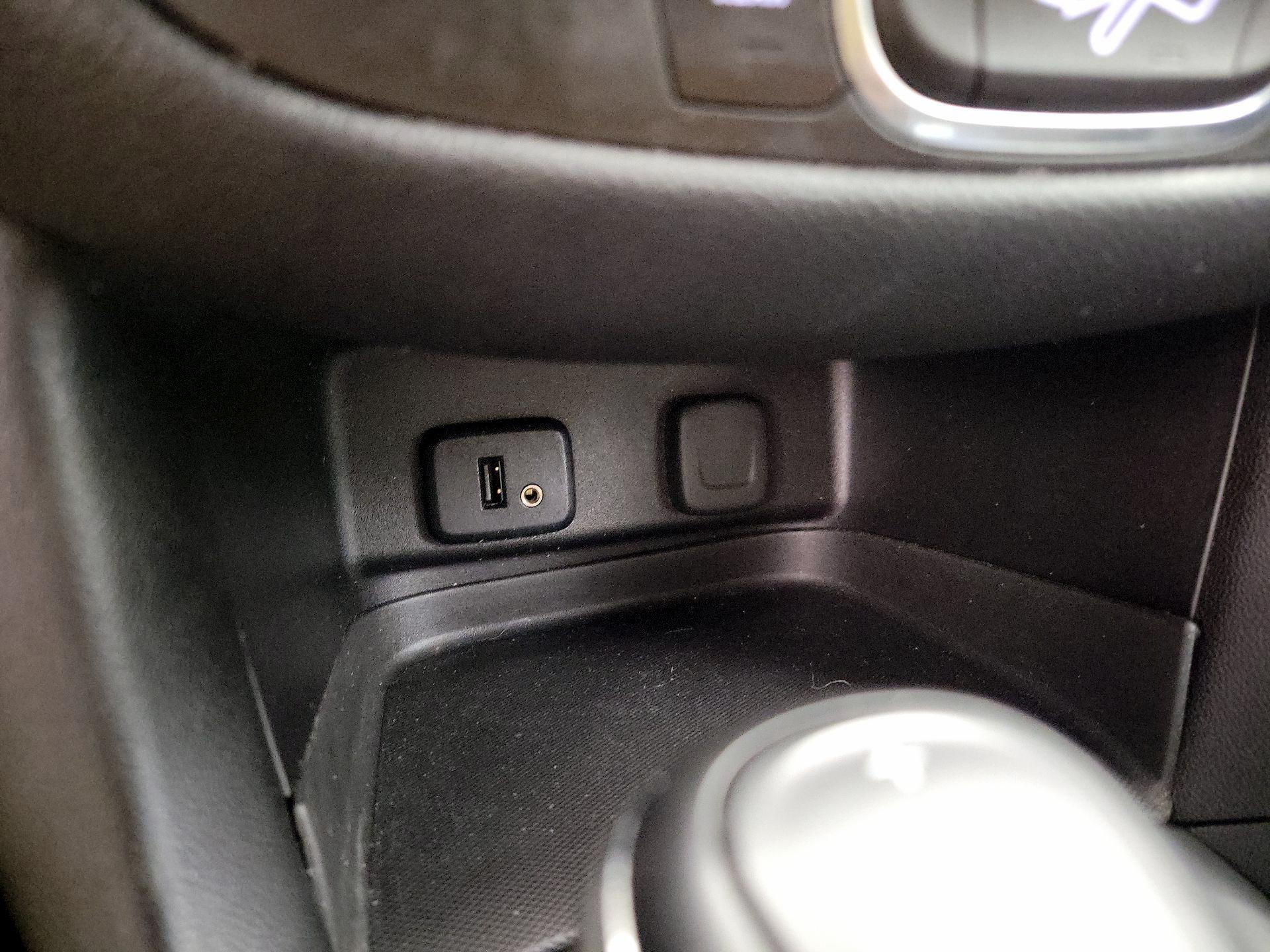 Thumbnail: 2018 Chevrolet Equinox - 18