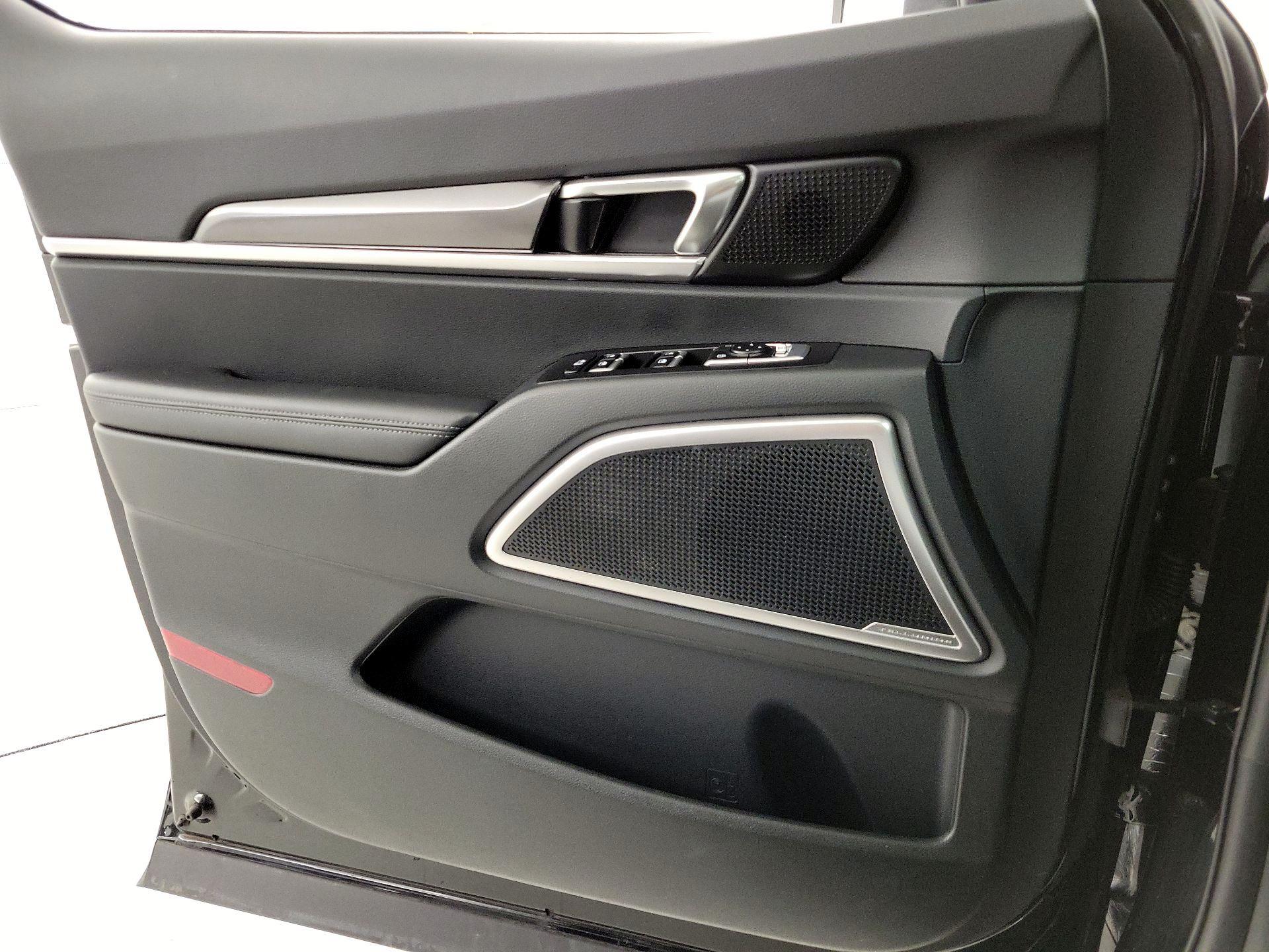 Thumbnail: 2024 Kia Telluride - 12