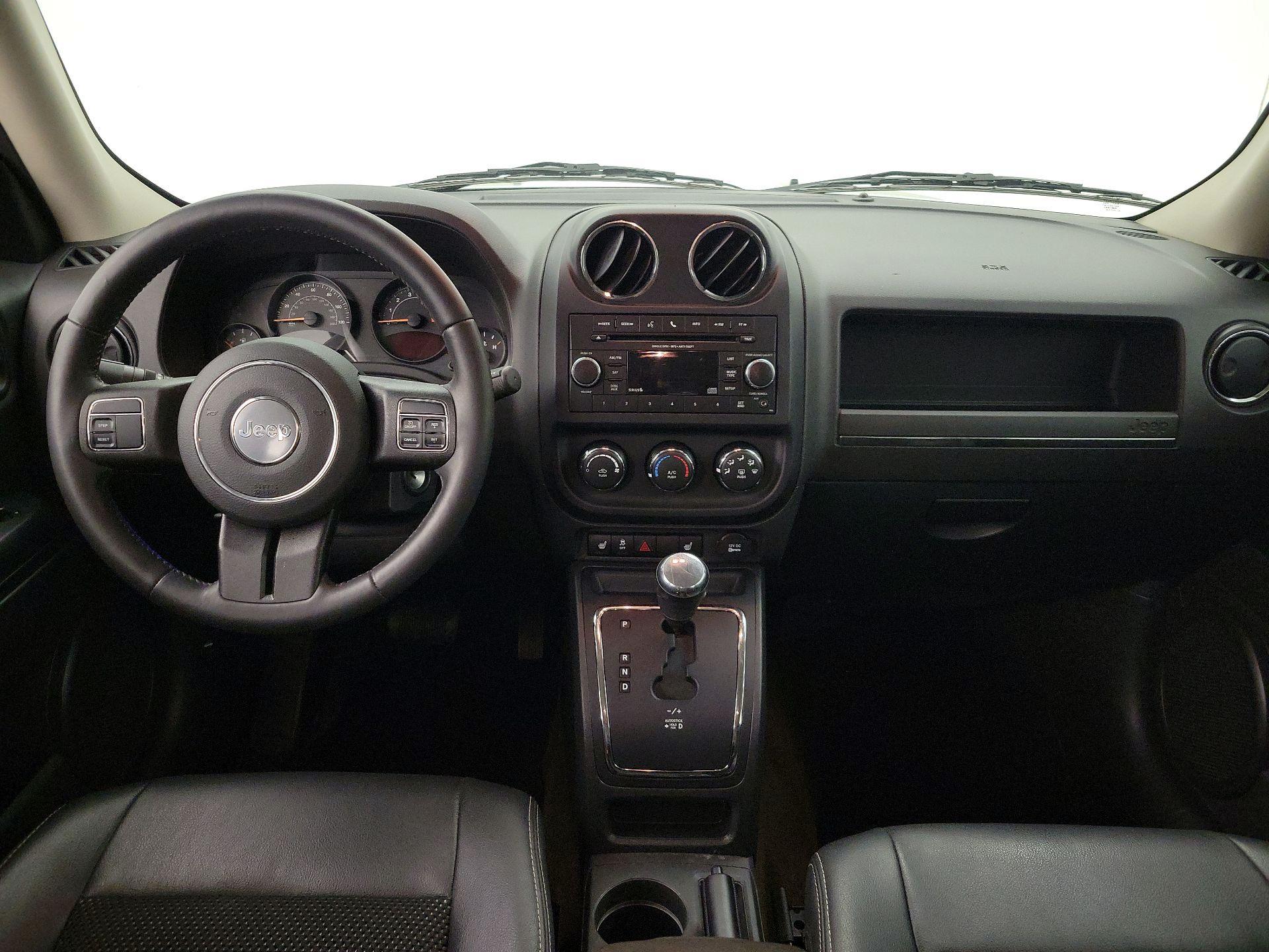 Thumbnail: 2016 Jeep Patriot - 9