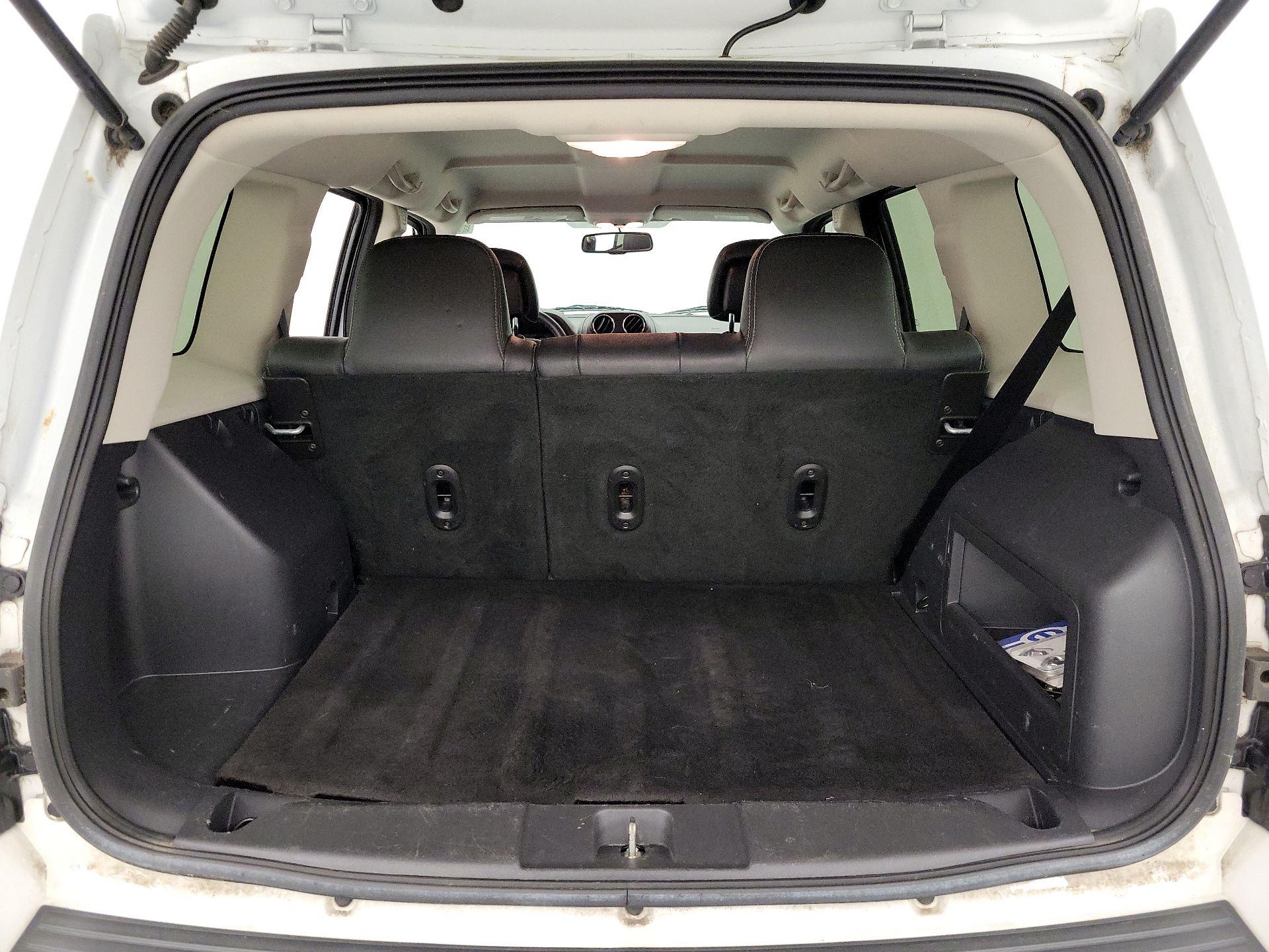 Thumbnail: 2016 Jeep Patriot - 17