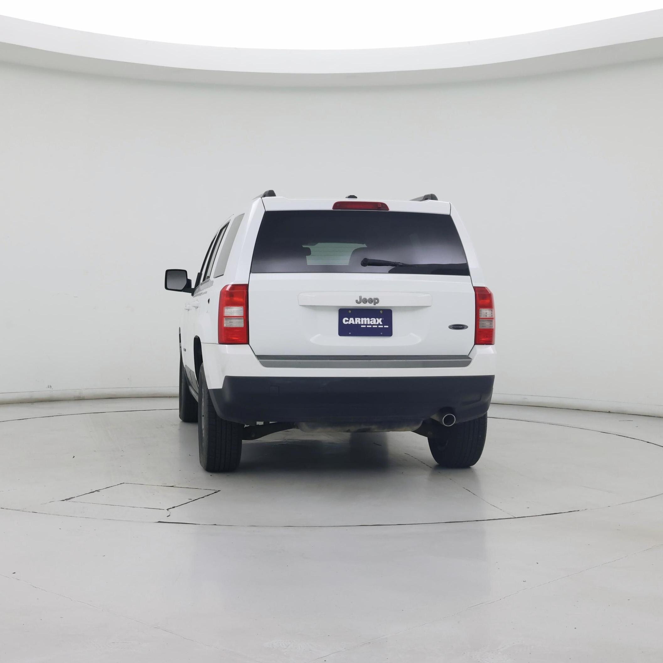 Thumbnail: 2016 Jeep Patriot - 6