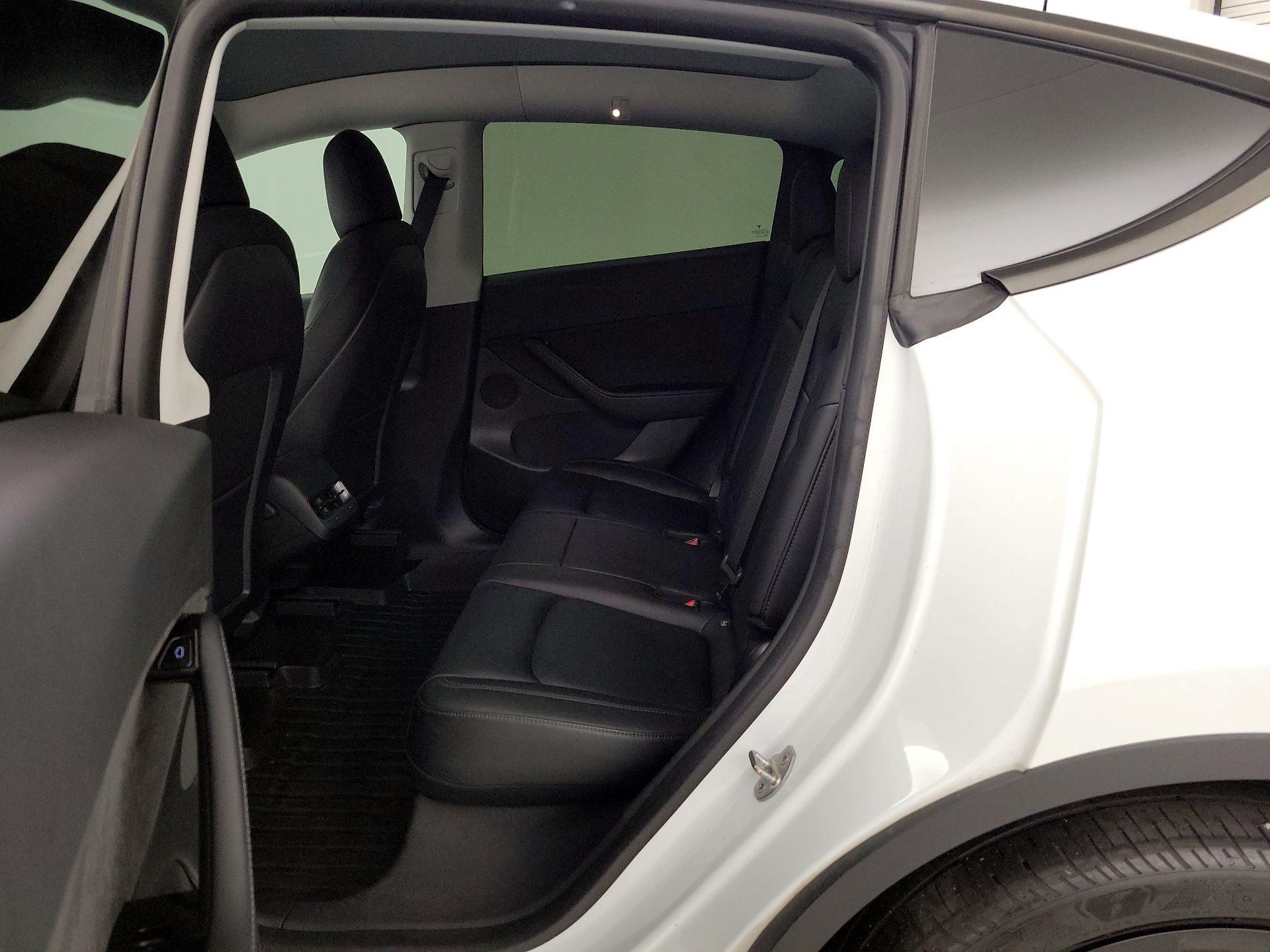 Thumbnail: 2021 Tesla Model Y - 18