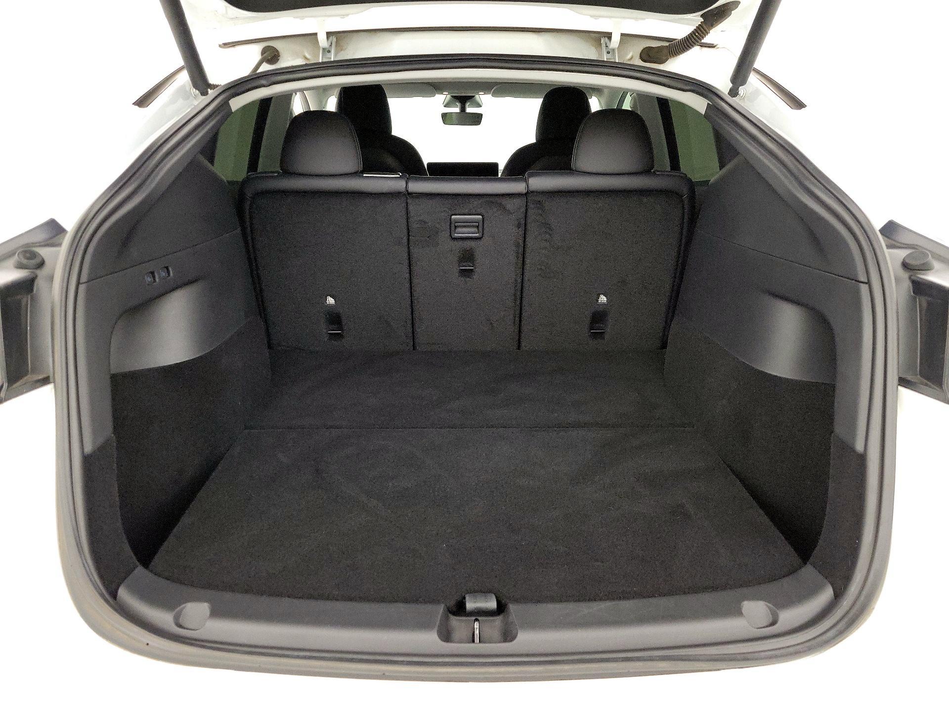 Thumbnail: 2021 Tesla Model Y - 19