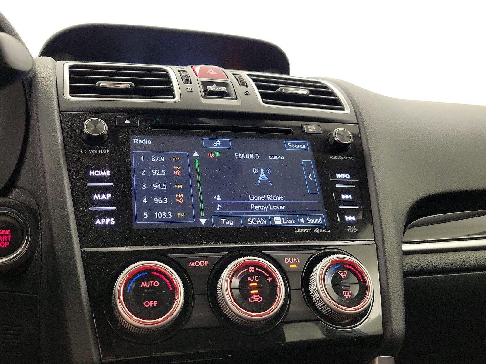 2017 Subaru Forester Touring - Photo 16
