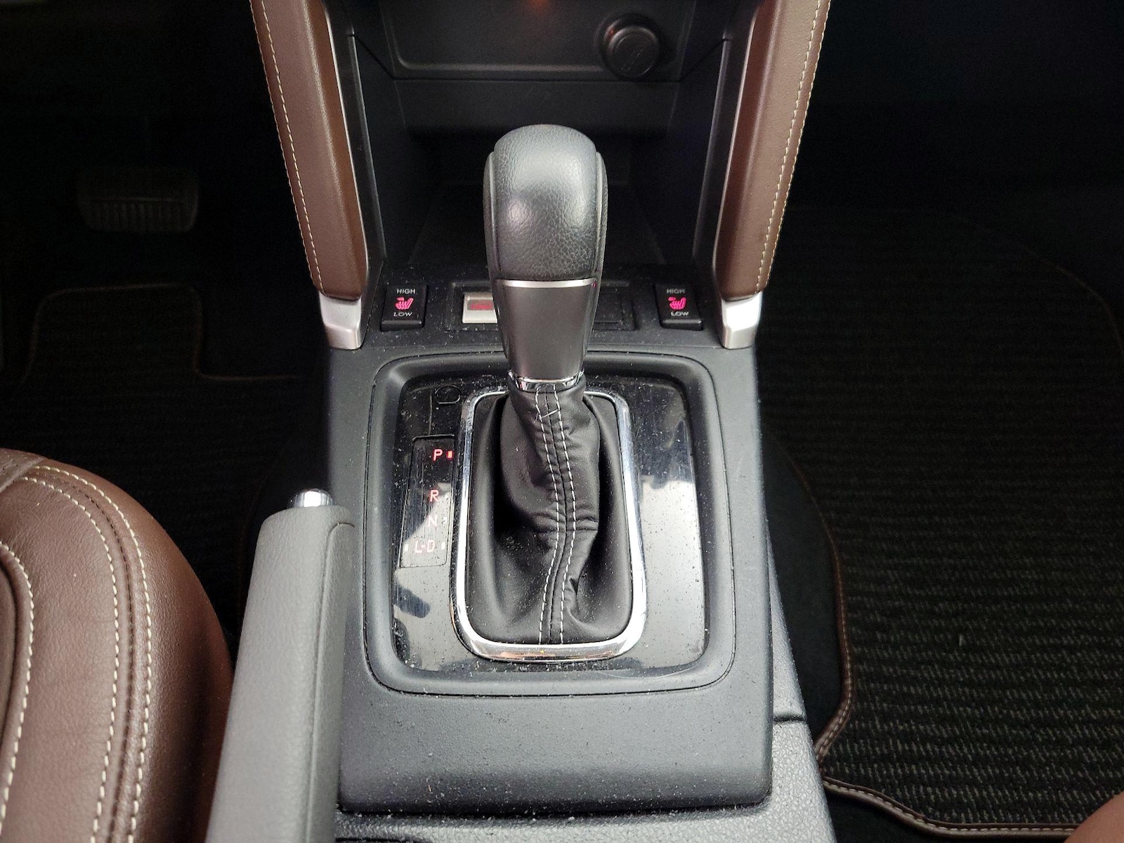 2017 Subaru Forester Touring - Photo 18