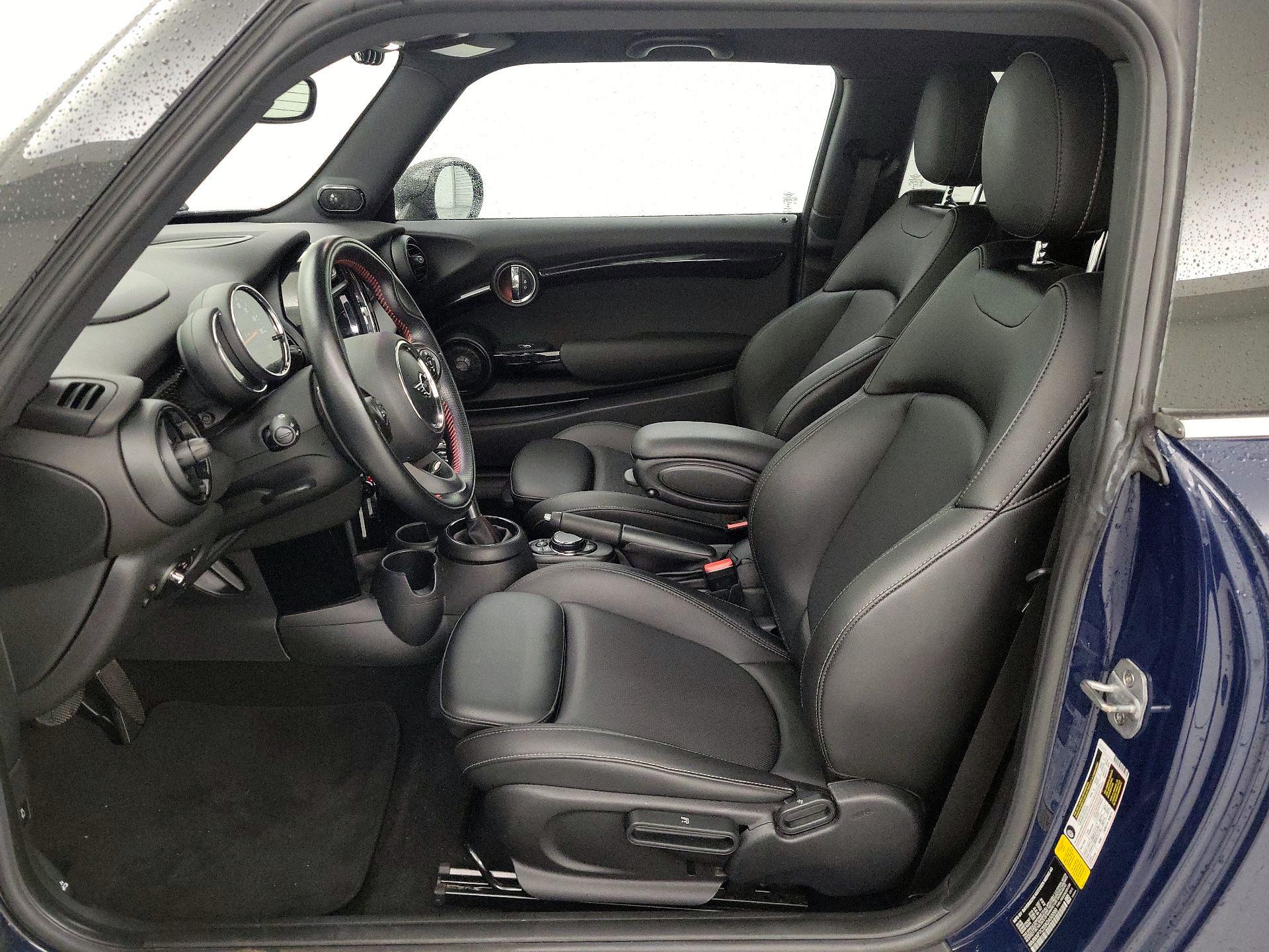 Thumbnail: 2019 MINI Cooper Hardtop - 11