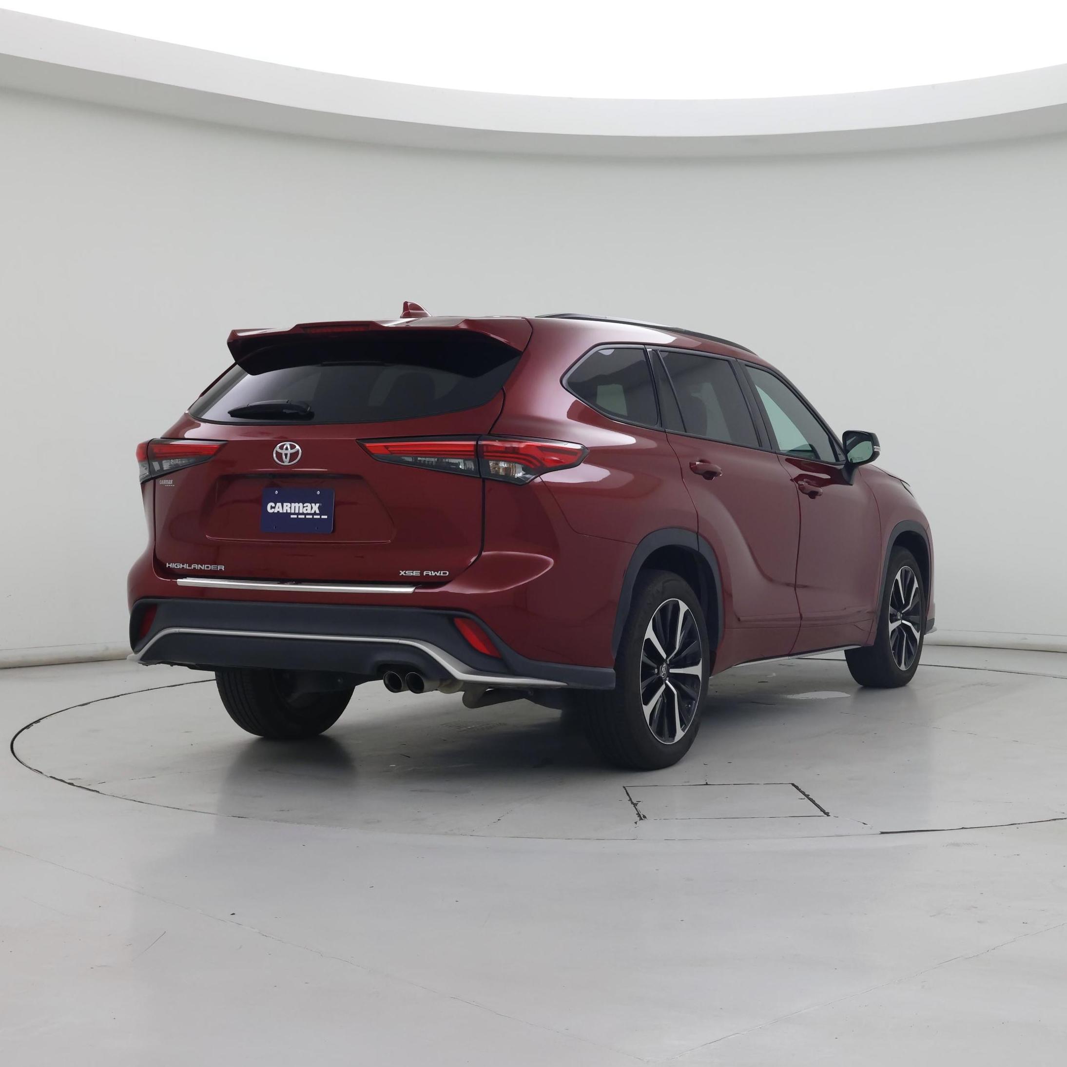 Thumbnail: 2022 Toyota Highlander - 8