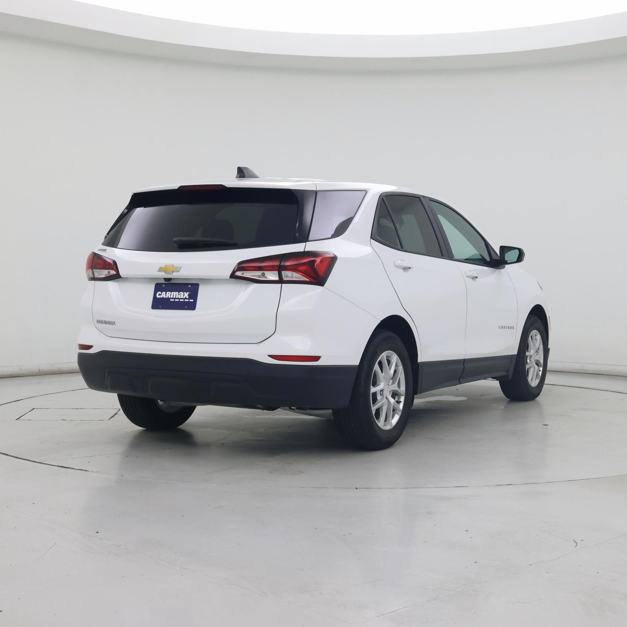 Thumbnail: 2022 Chevrolet Equinox - 8