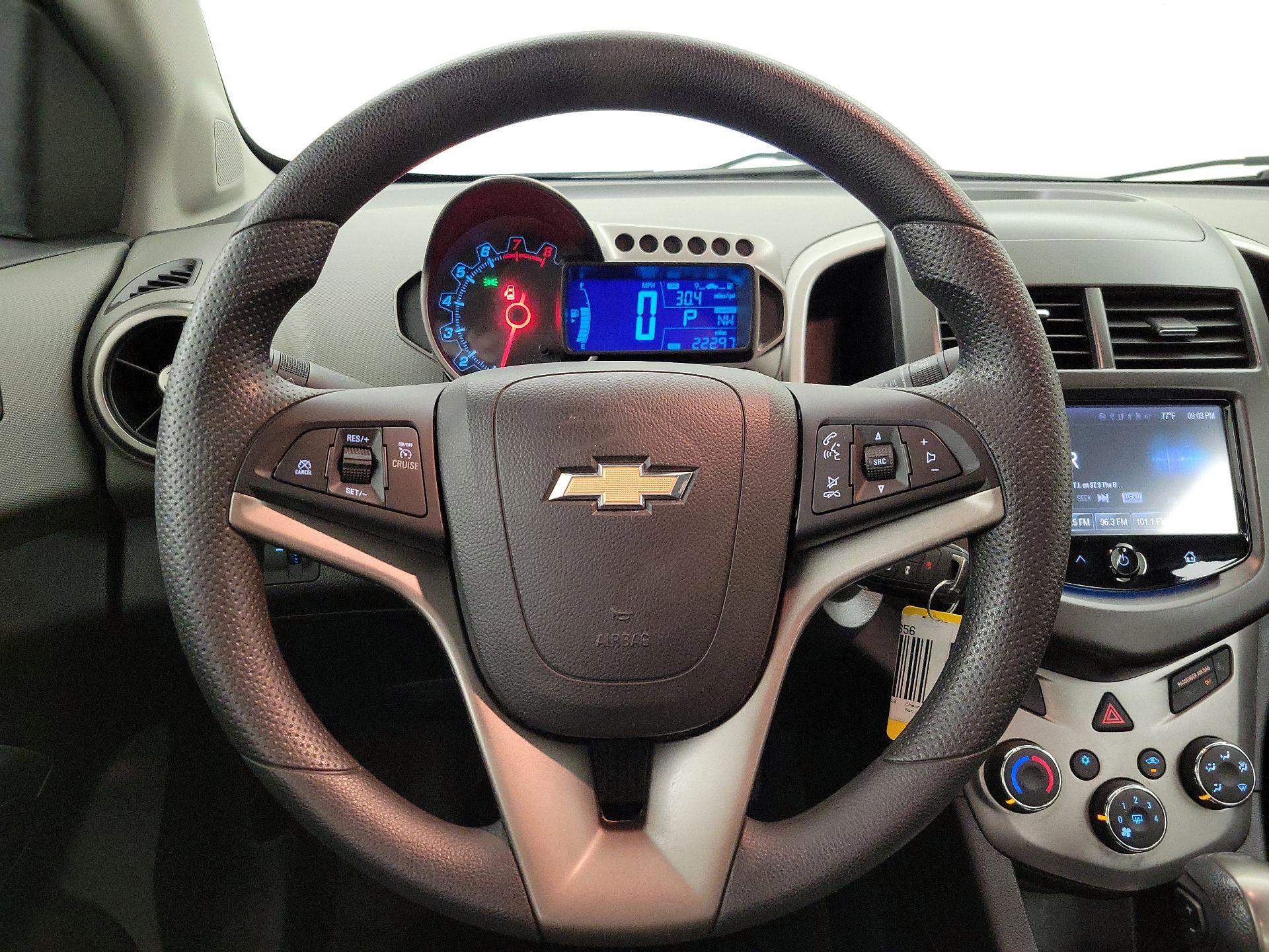 Thumbnail: 2016 Chevrolet Sonic - 10