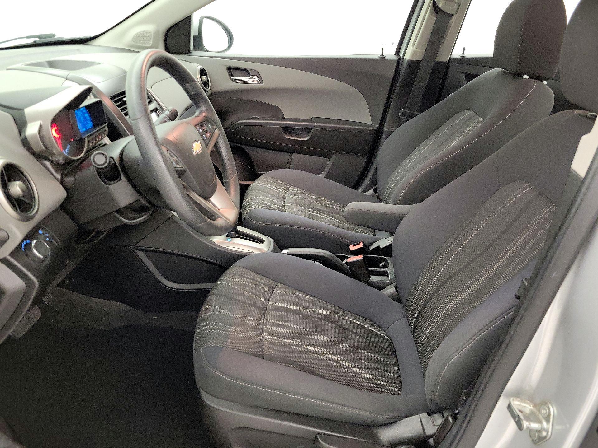 Thumbnail: 2016 Chevrolet Sonic - 11