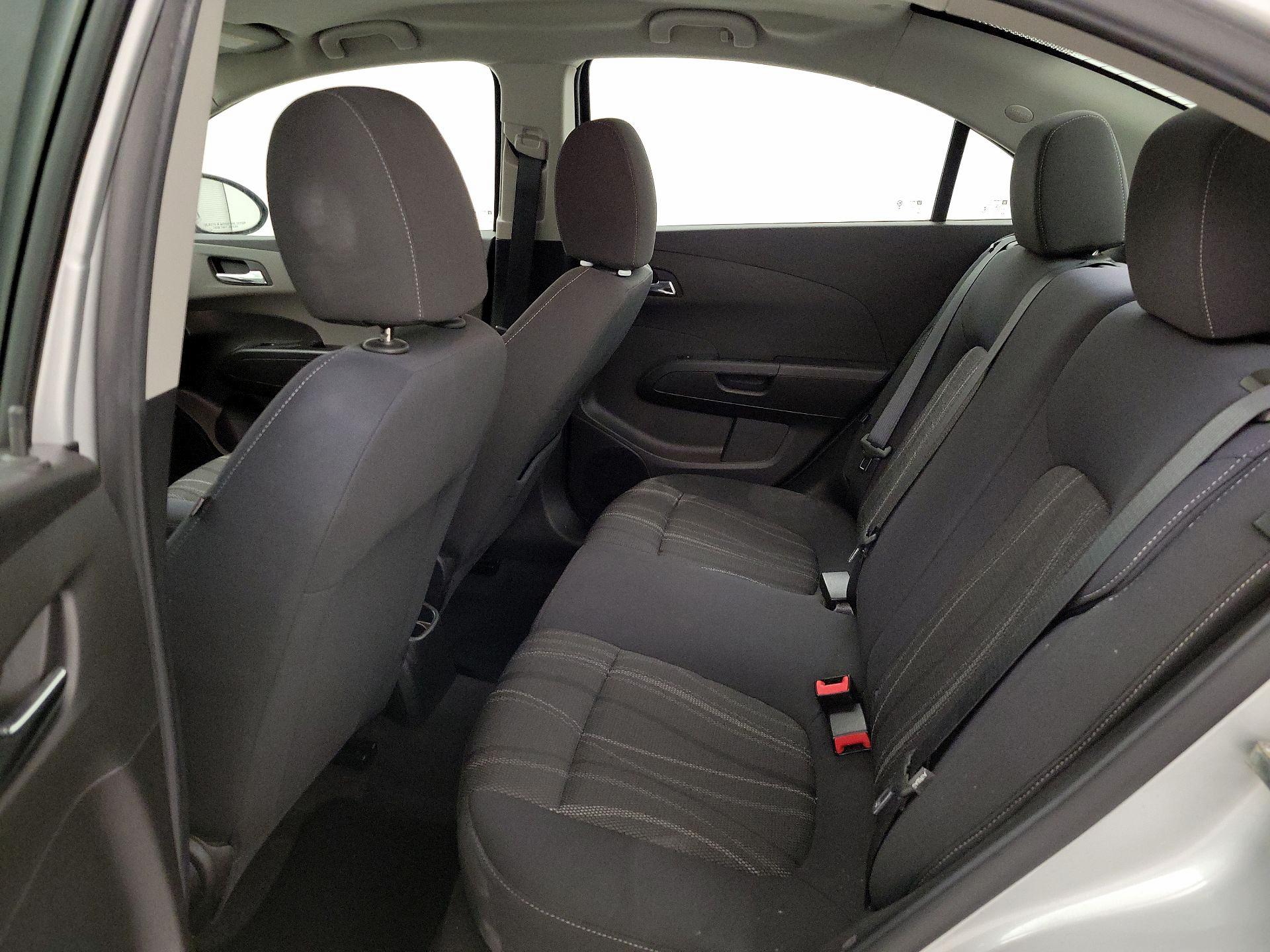 Thumbnail: 2016 Chevrolet Sonic - 18