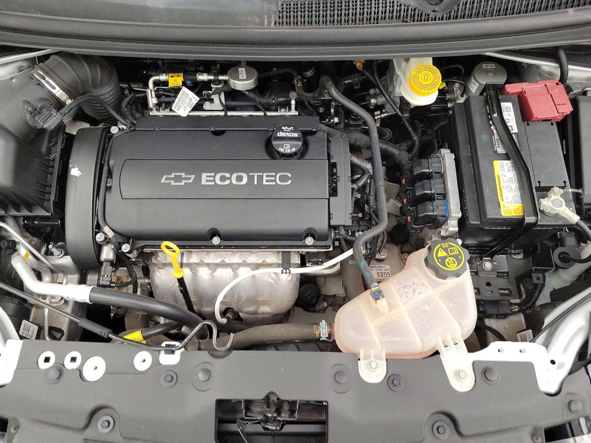 Thumbnail: 2016 Chevrolet Sonic - 20