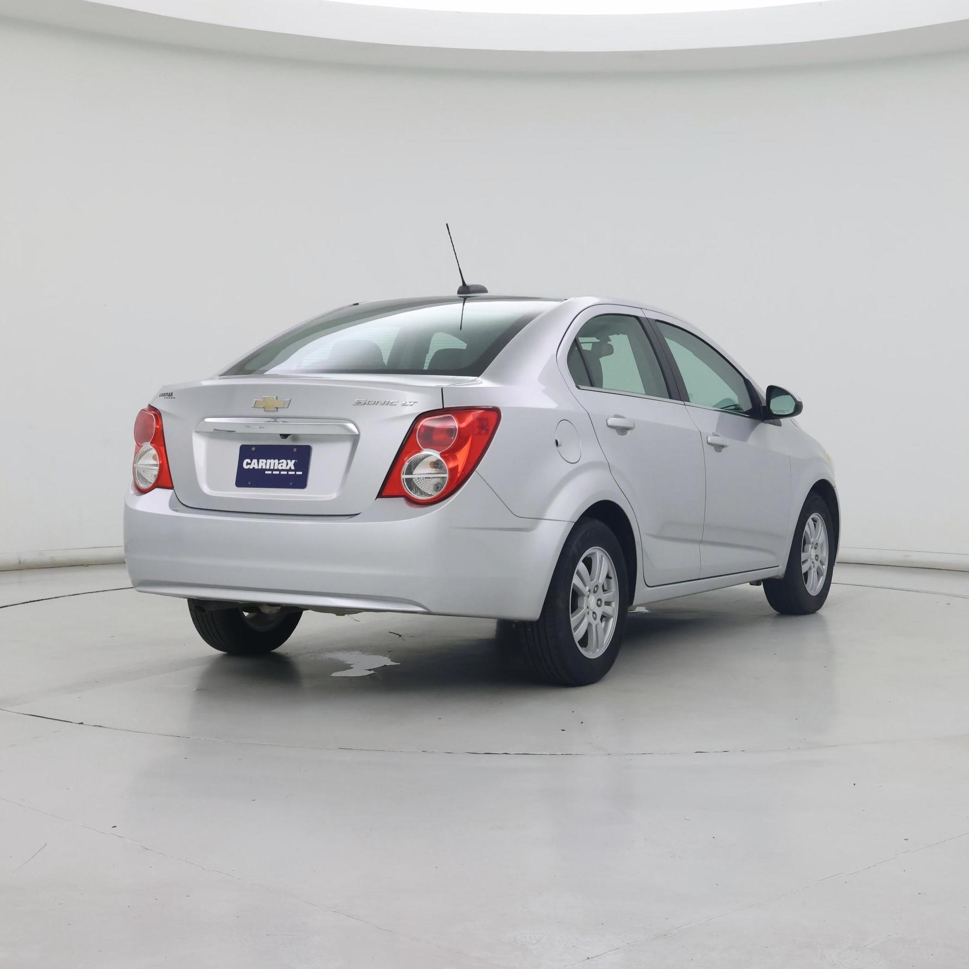 Thumbnail: 2016 Chevrolet Sonic - 8
