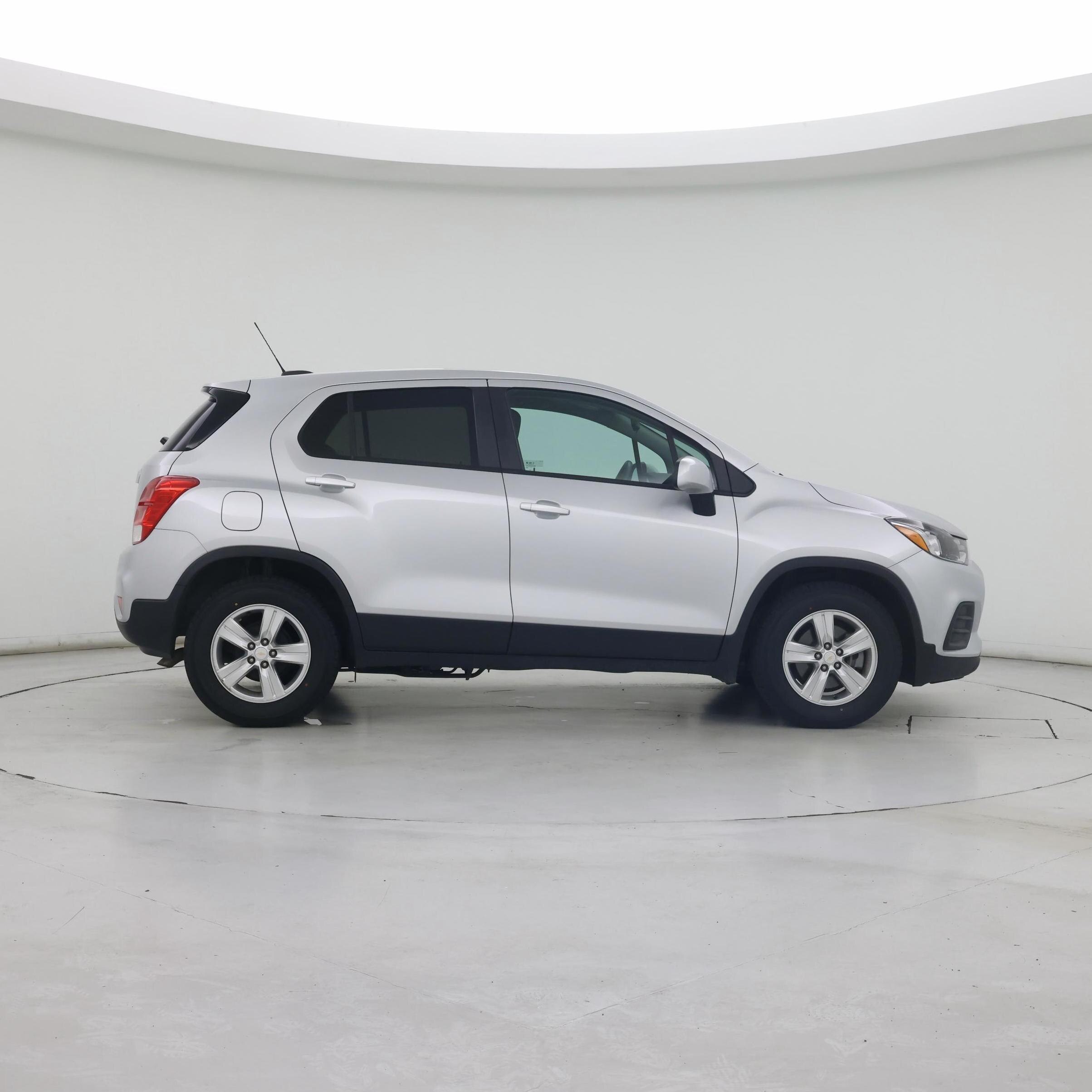 Thumbnail: 2022 Chevrolet Trax - 7