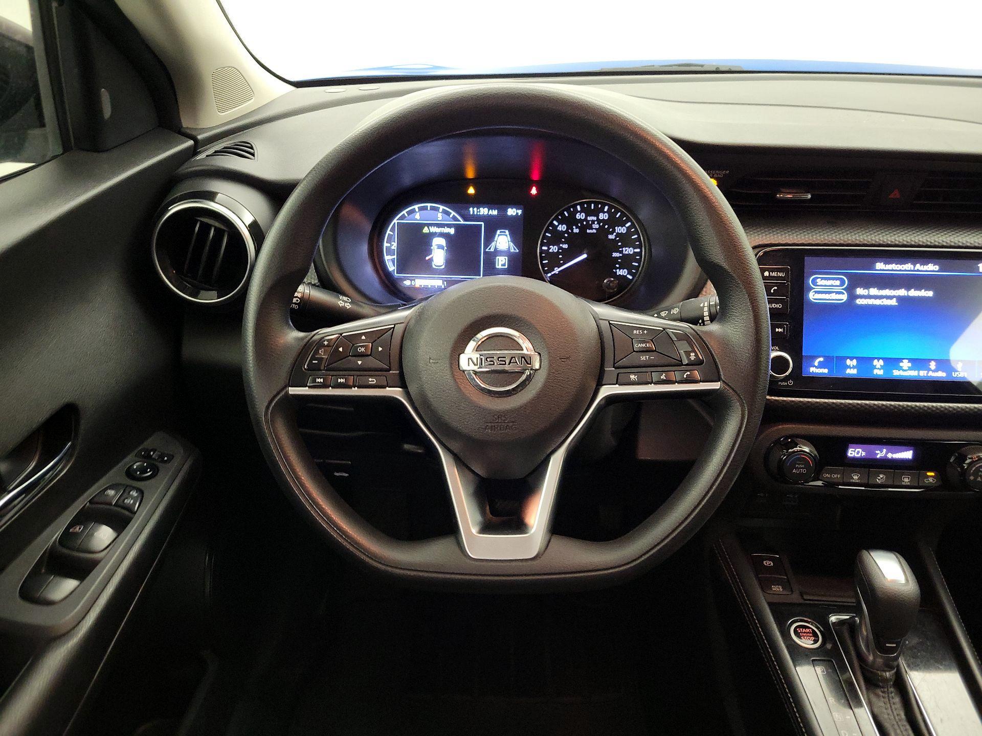Thumbnail: 2021 Nissan Kicks - 10