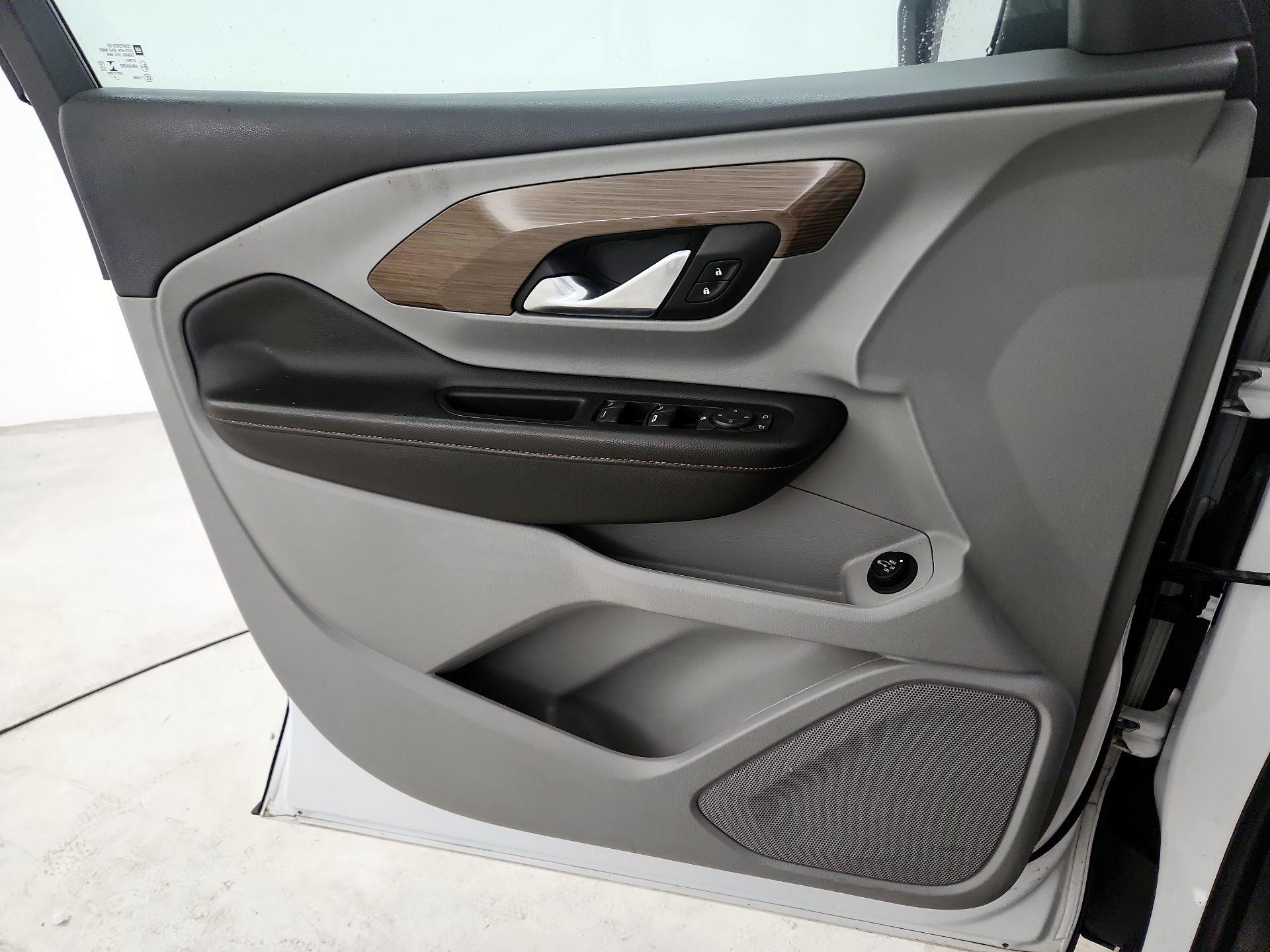 Thumbnail: 2020 GMC Terrain - 12