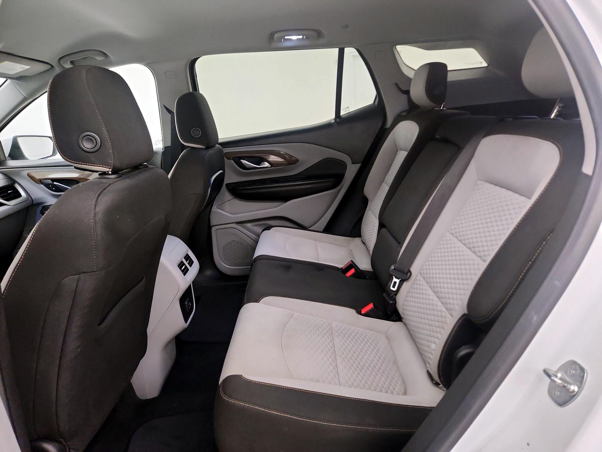 Thumbnail: 2020 GMC Terrain - 19