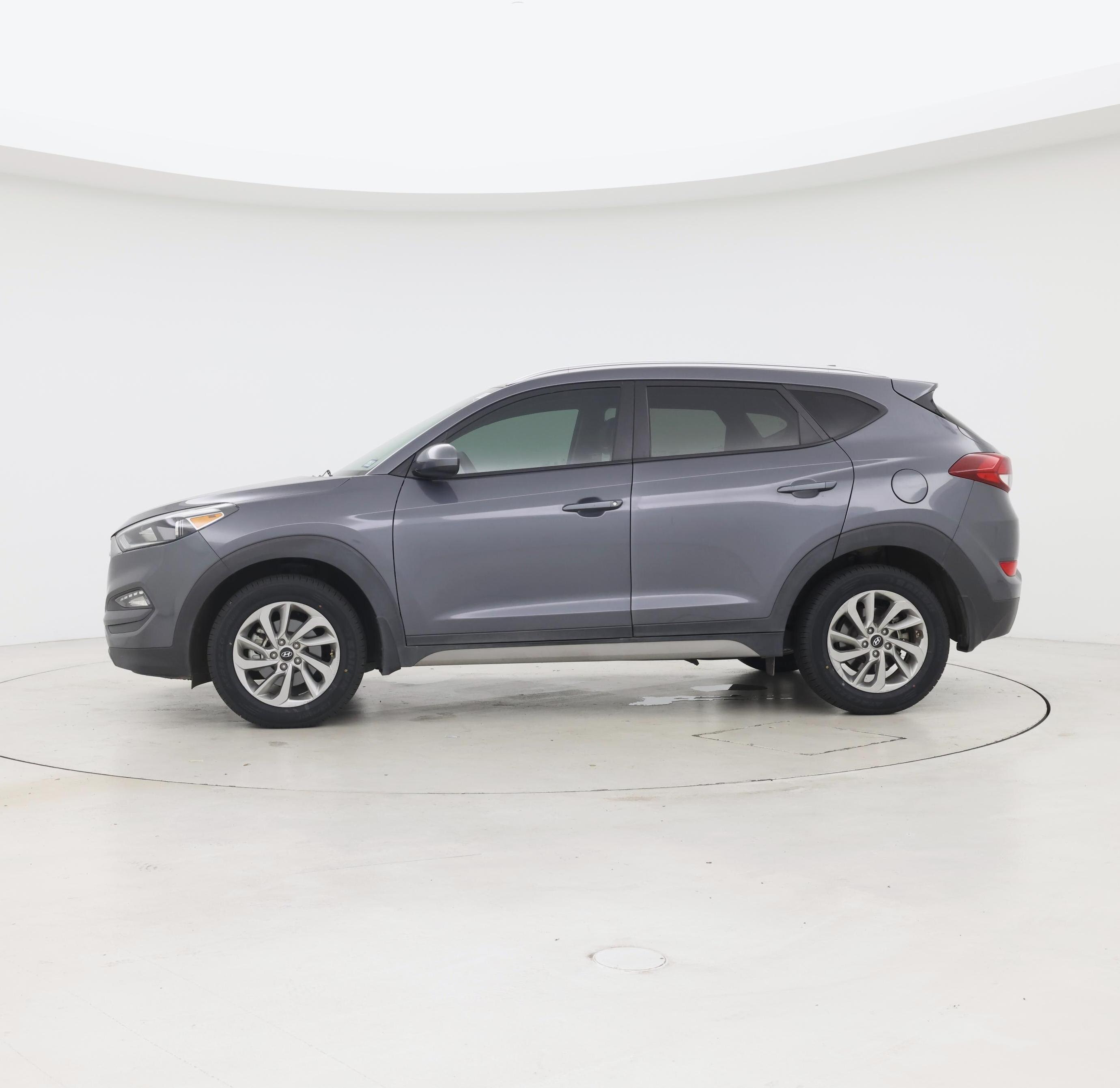 Thumbnail: 2018 Hyundai Tucson - 3
