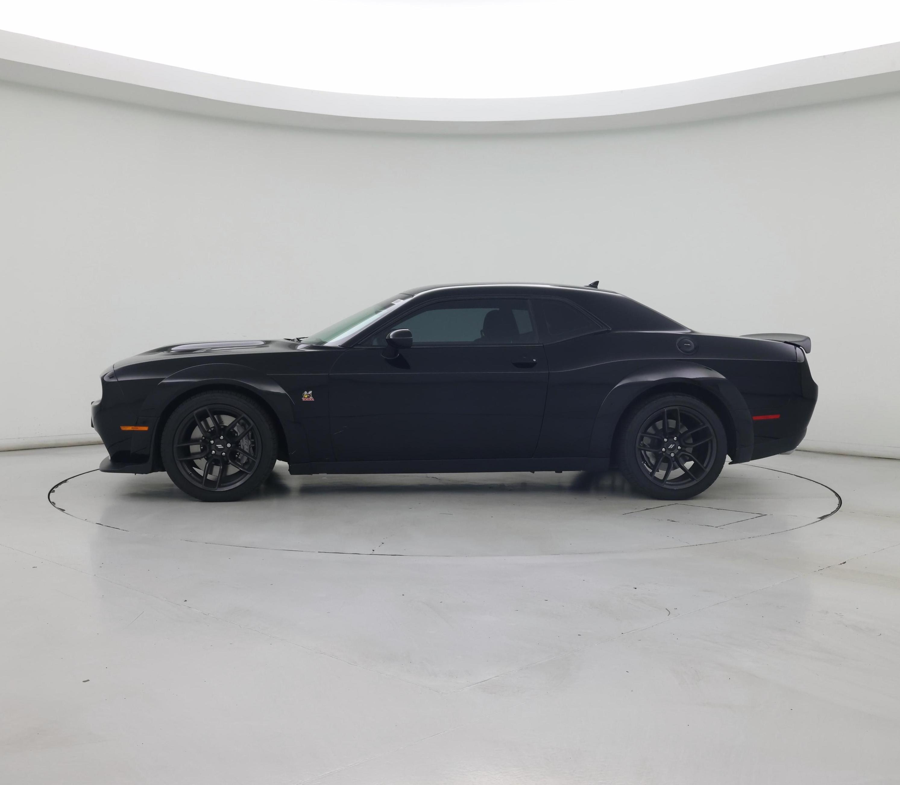 Thumbnail: 2021 Dodge Challenger - 3