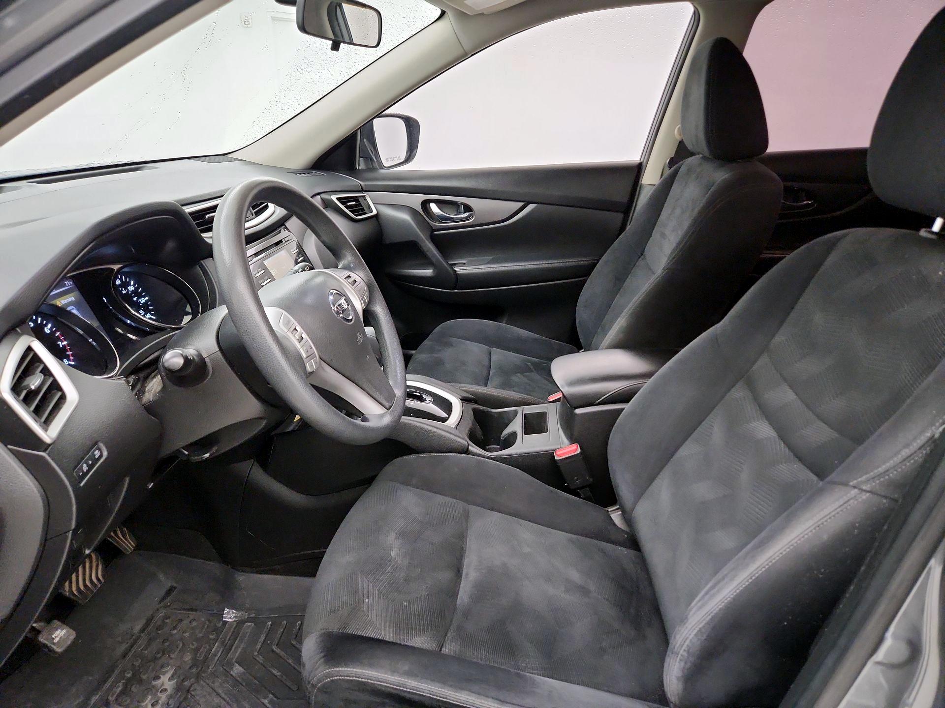 Thumbnail: 2016 Nissan Rogue - 9