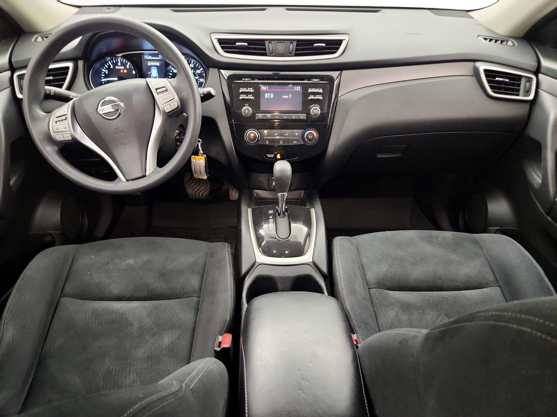 Thumbnail: 2016 Nissan Rogue - 8
