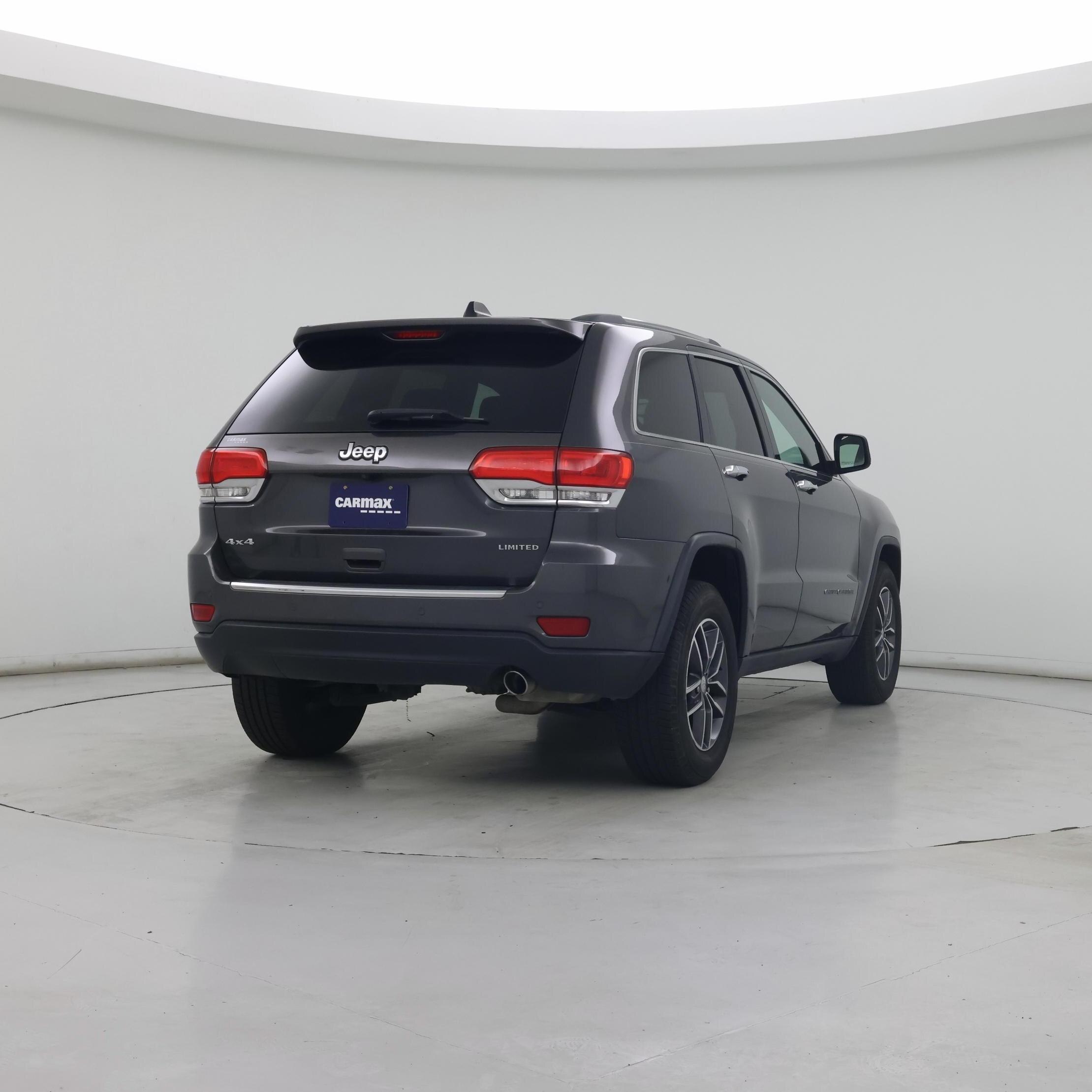 Thumbnail: 2018 Jeep Grand Cherokee - 8