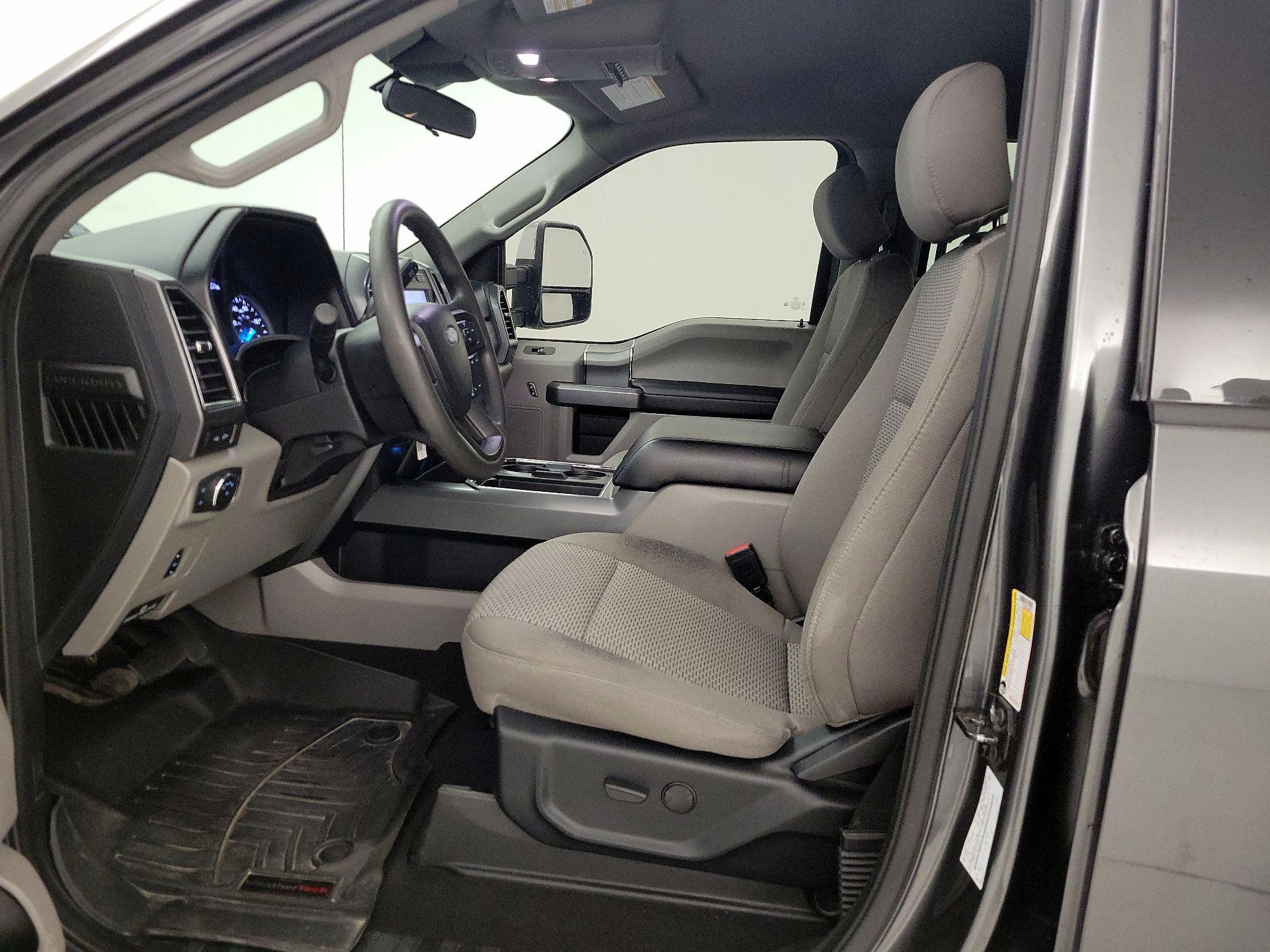 Thumbnail: 2020 Ford F-250 - 11