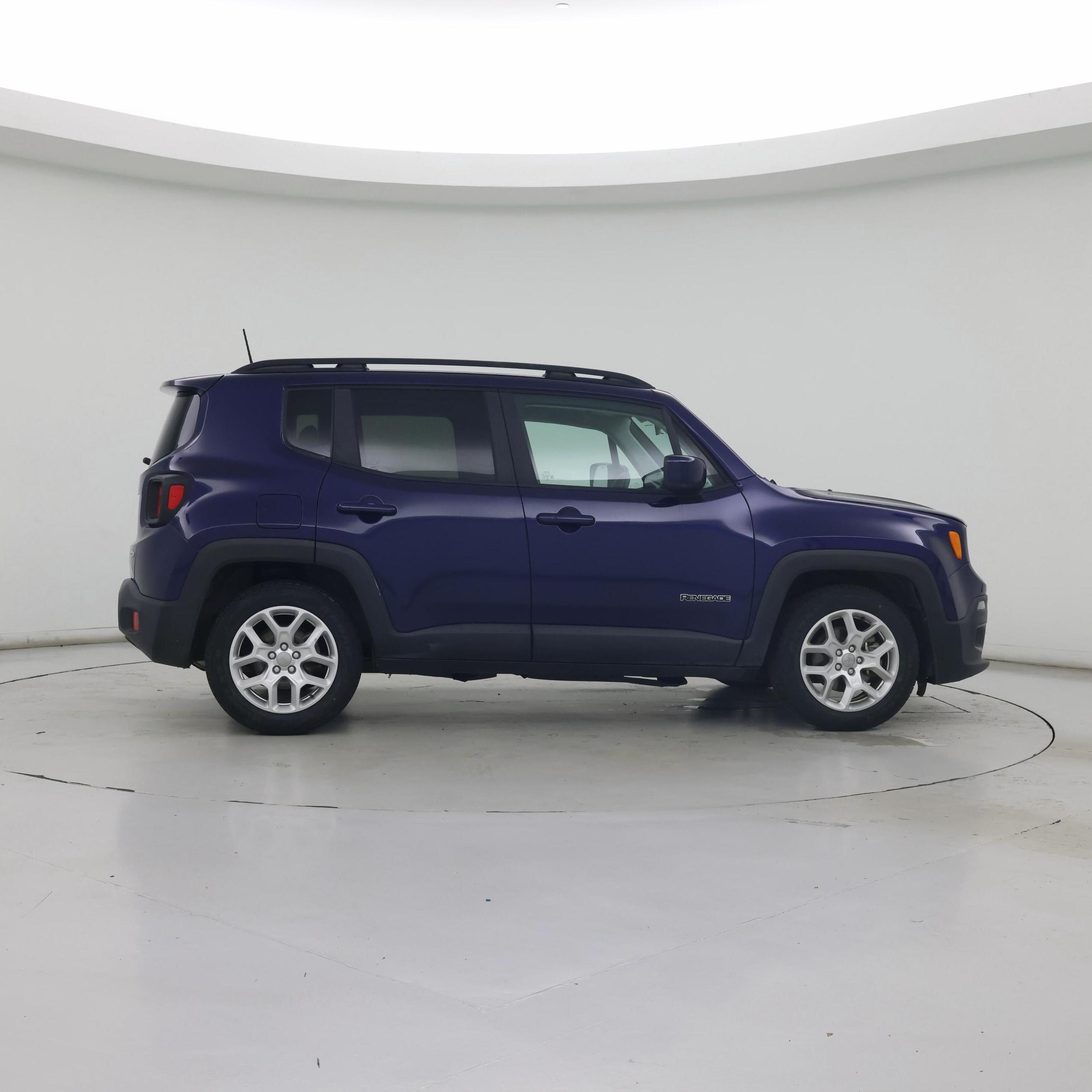 Thumbnail: 2018 Jeep Renegade - 7