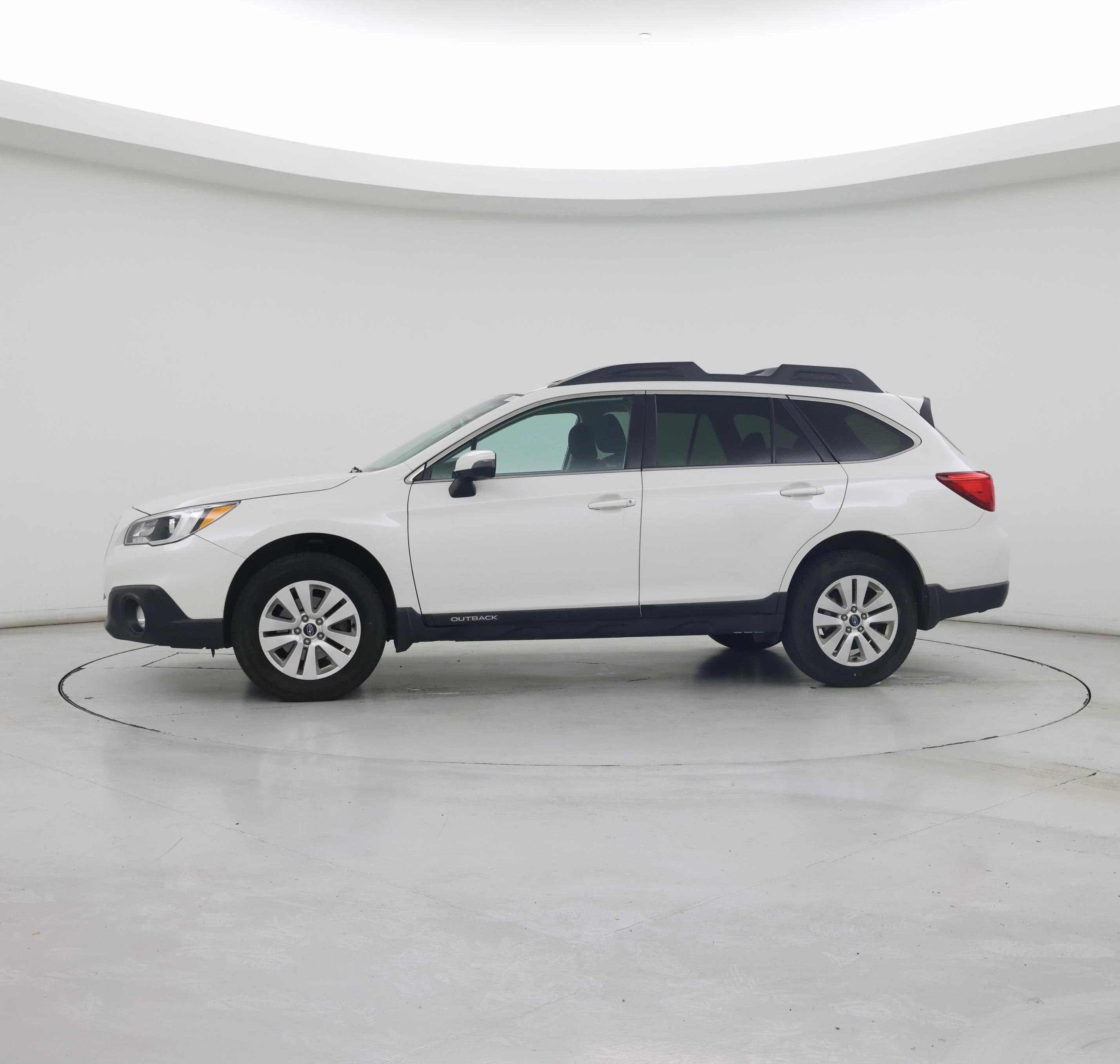 Thumbnail: 2017 Subaru Outback - 3