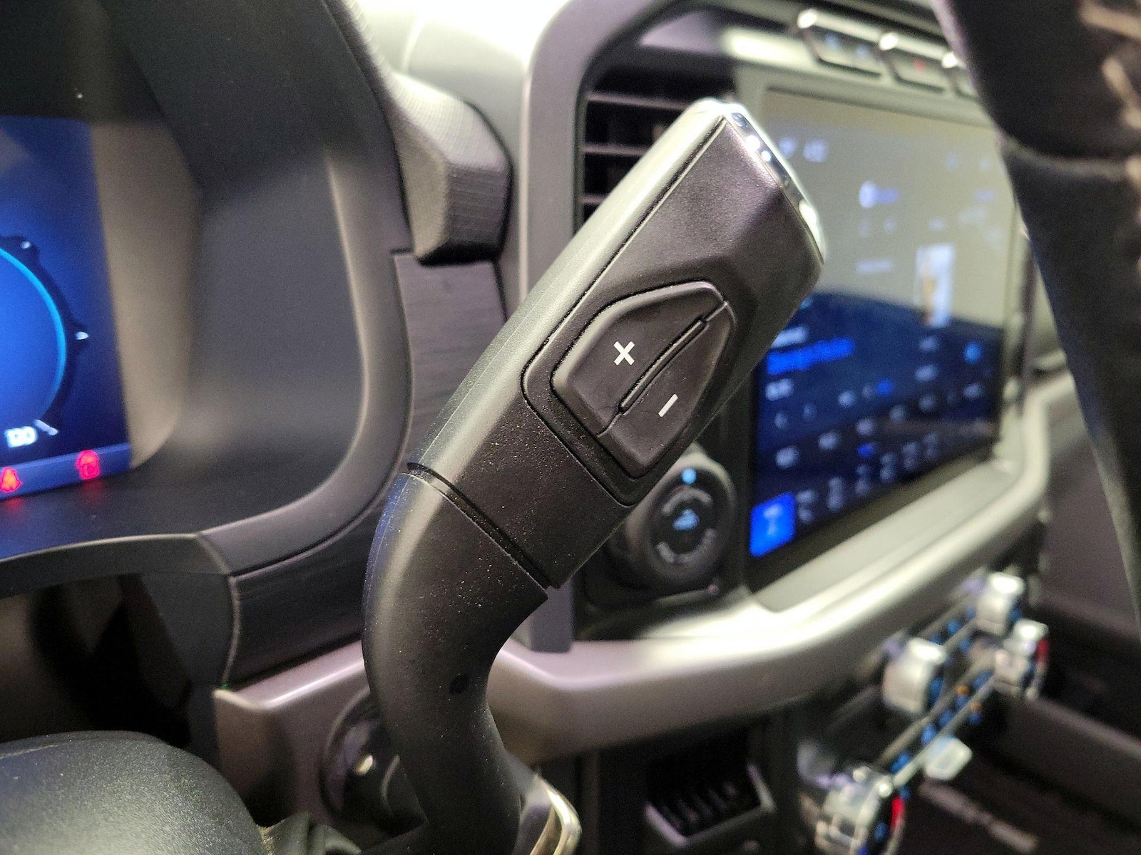 2024 Ford F-150 XLT - Photo 19