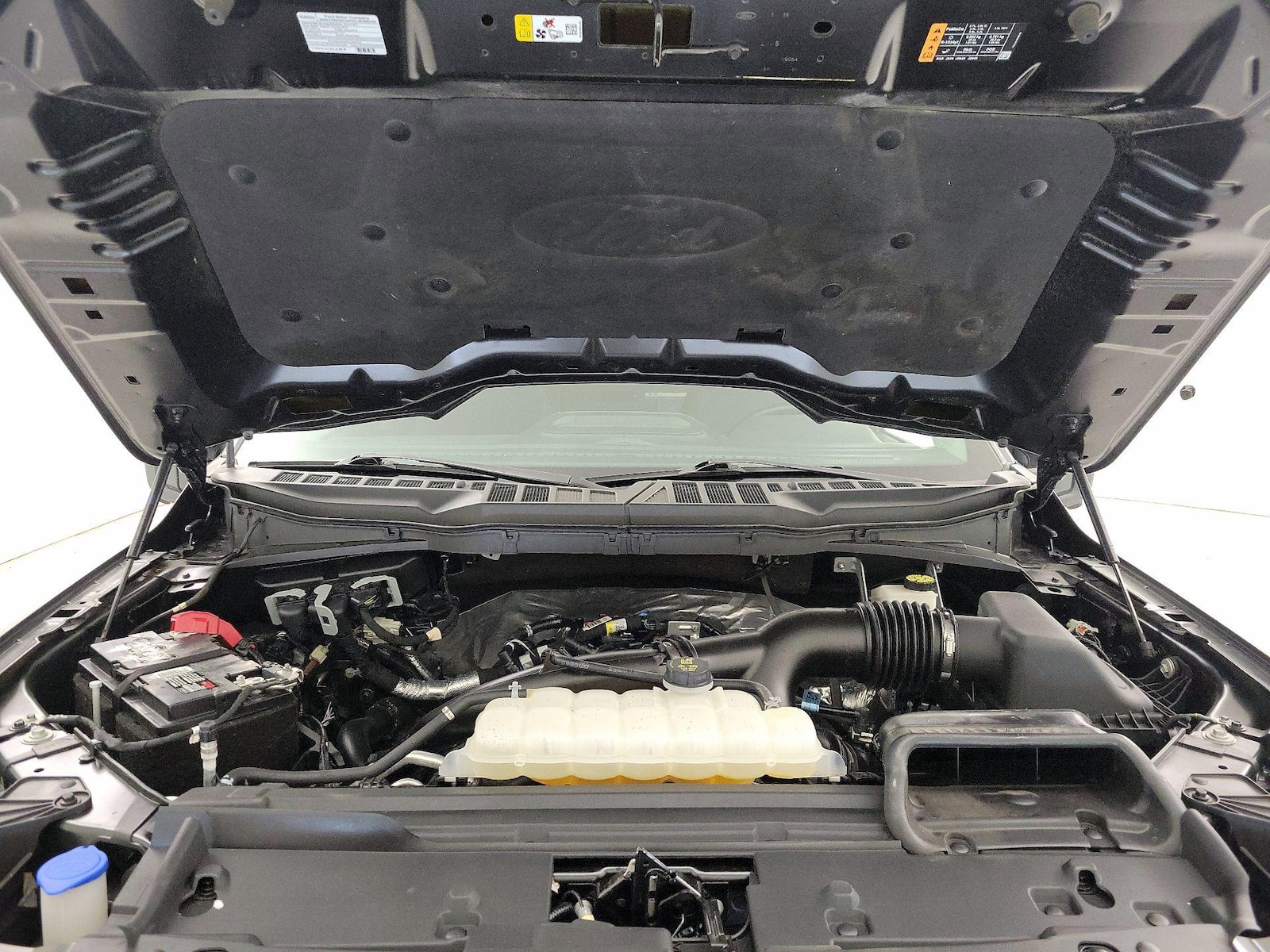 2024 Ford F-150 XLT - Photo 22