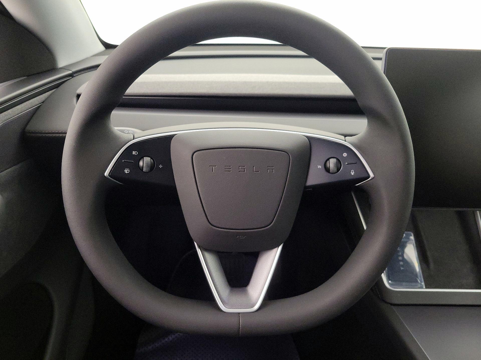 Thumbnail: 2026 Tesla Model Y - 10