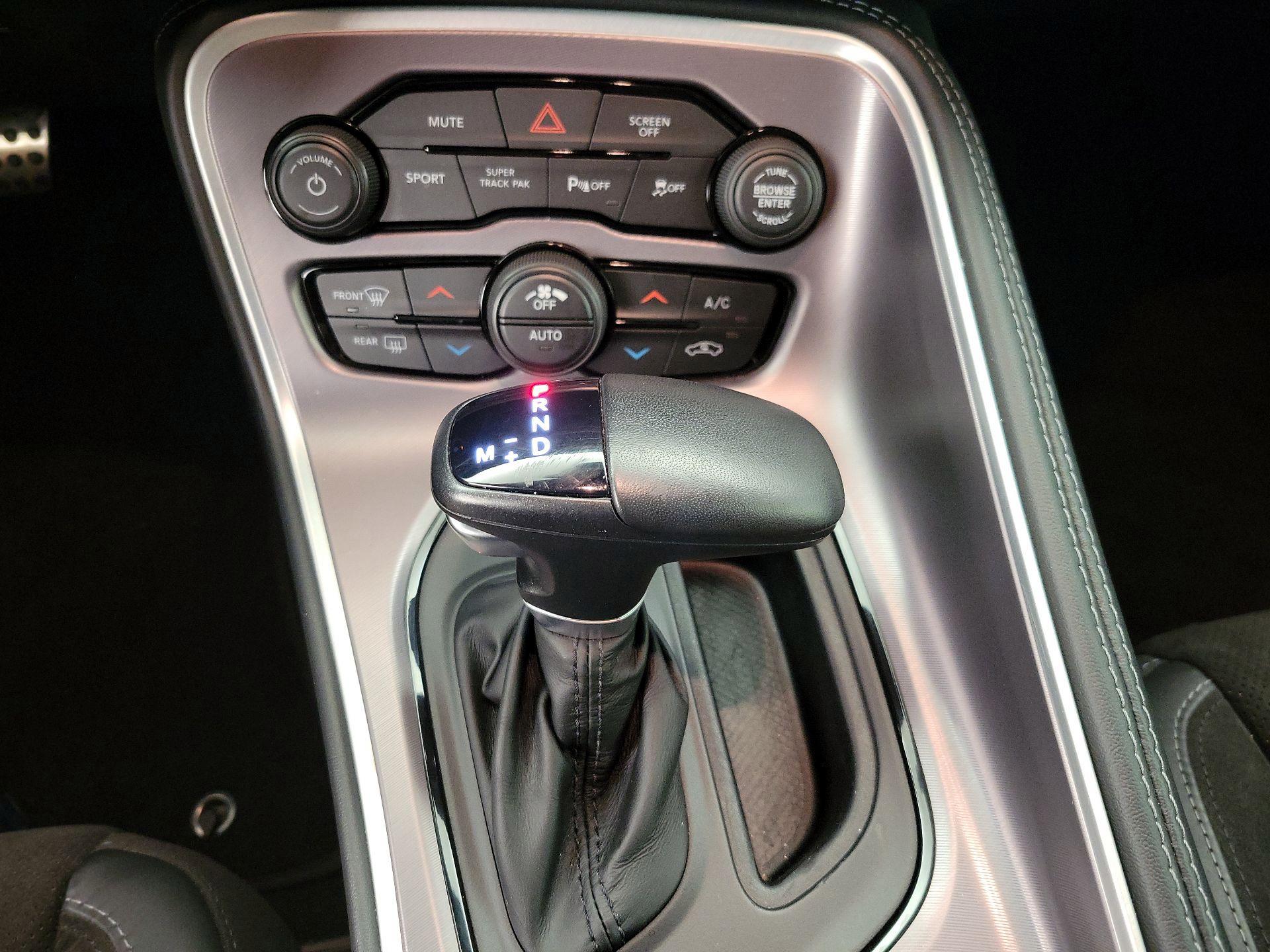 Thumbnail: 2022 Dodge Challenger - 17