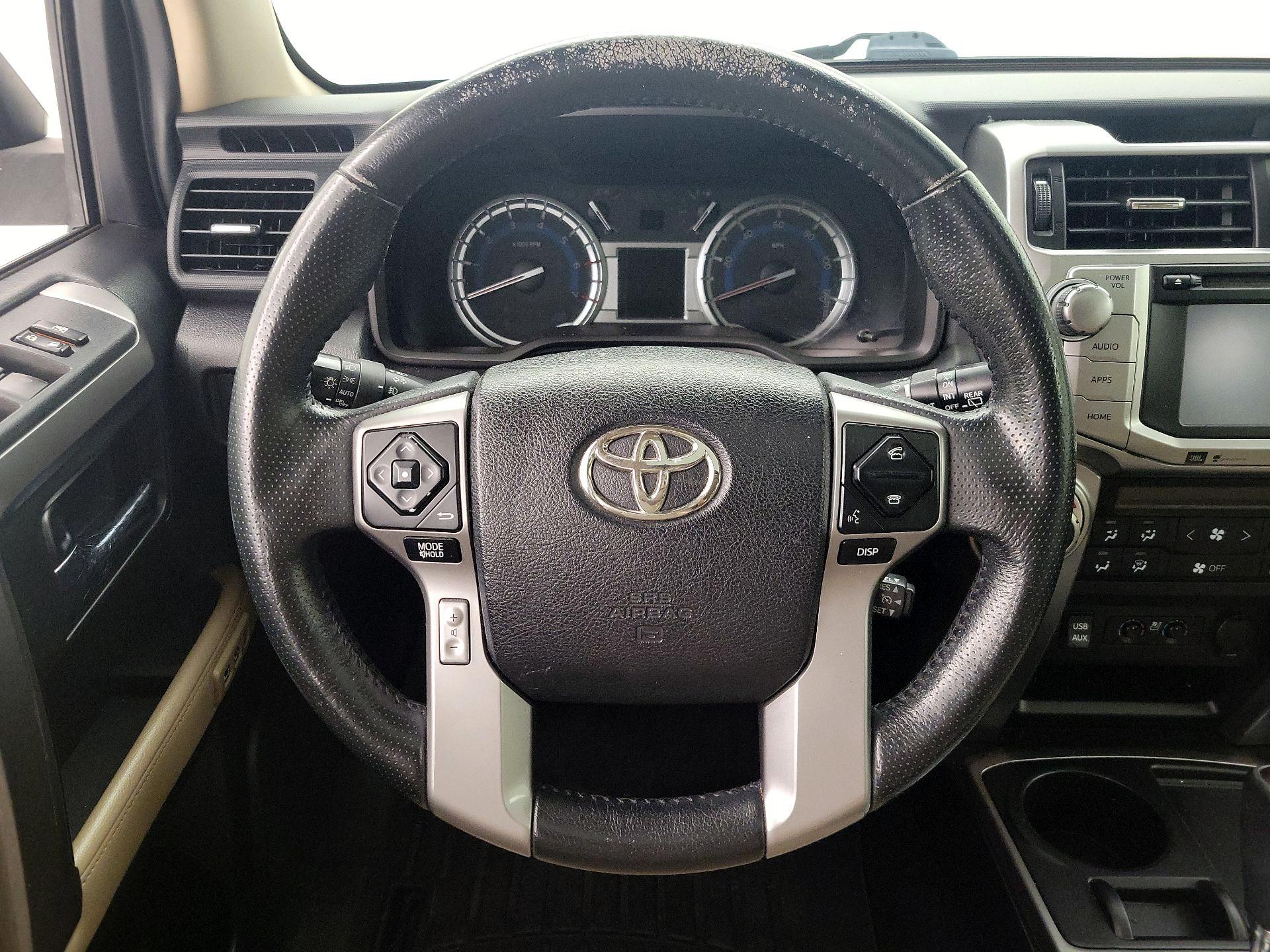 Thumbnail: 2016 Toyota 4Runner - 10