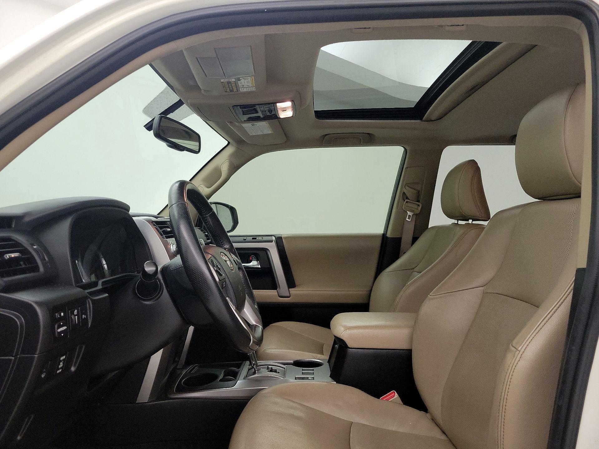 Thumbnail: 2016 Toyota 4Runner - 19