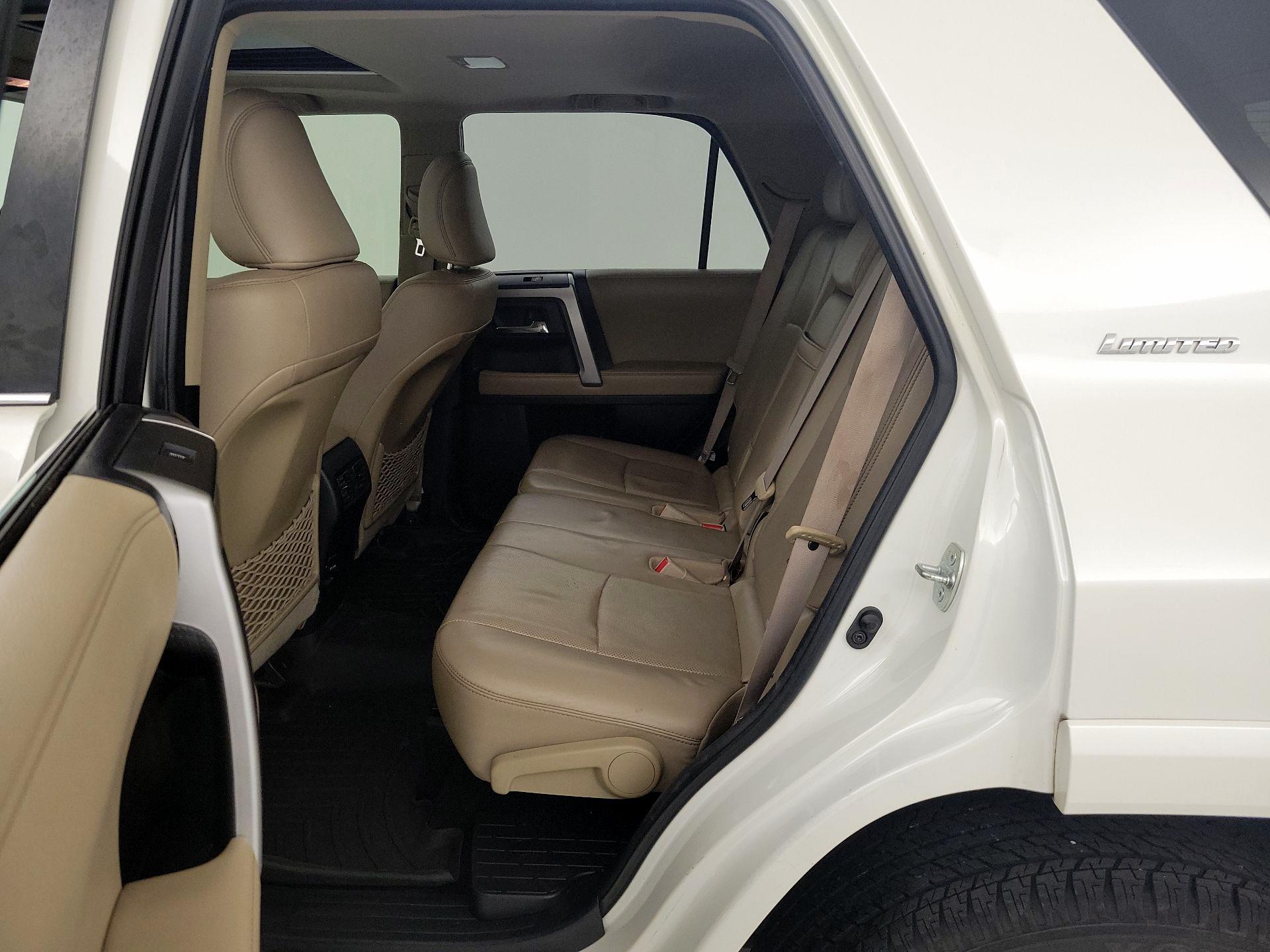 Thumbnail: 2016 Toyota 4Runner - 20