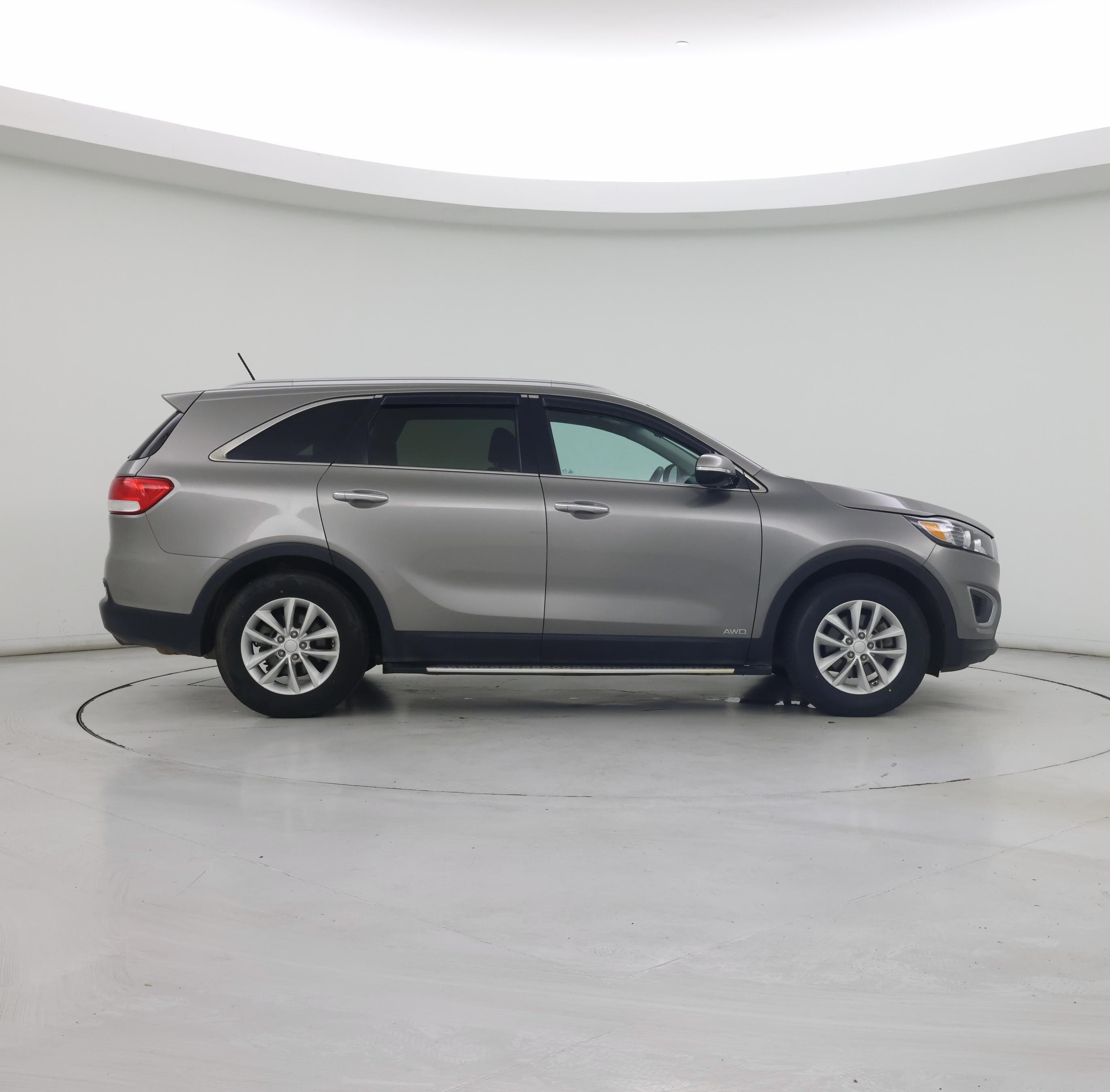 Thumbnail: 2017 Kia Sorento - 7