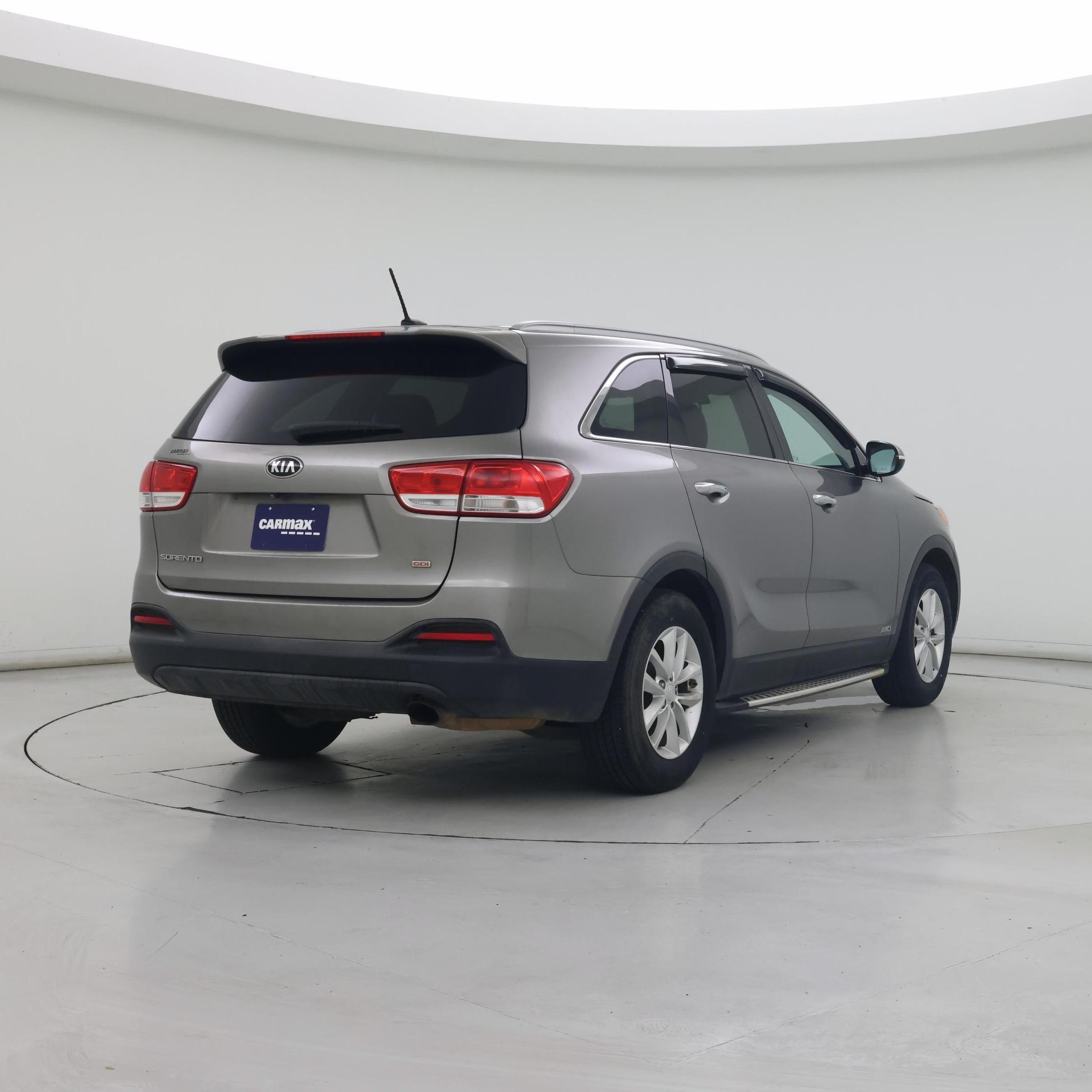 Thumbnail: 2017 Kia Sorento - 8