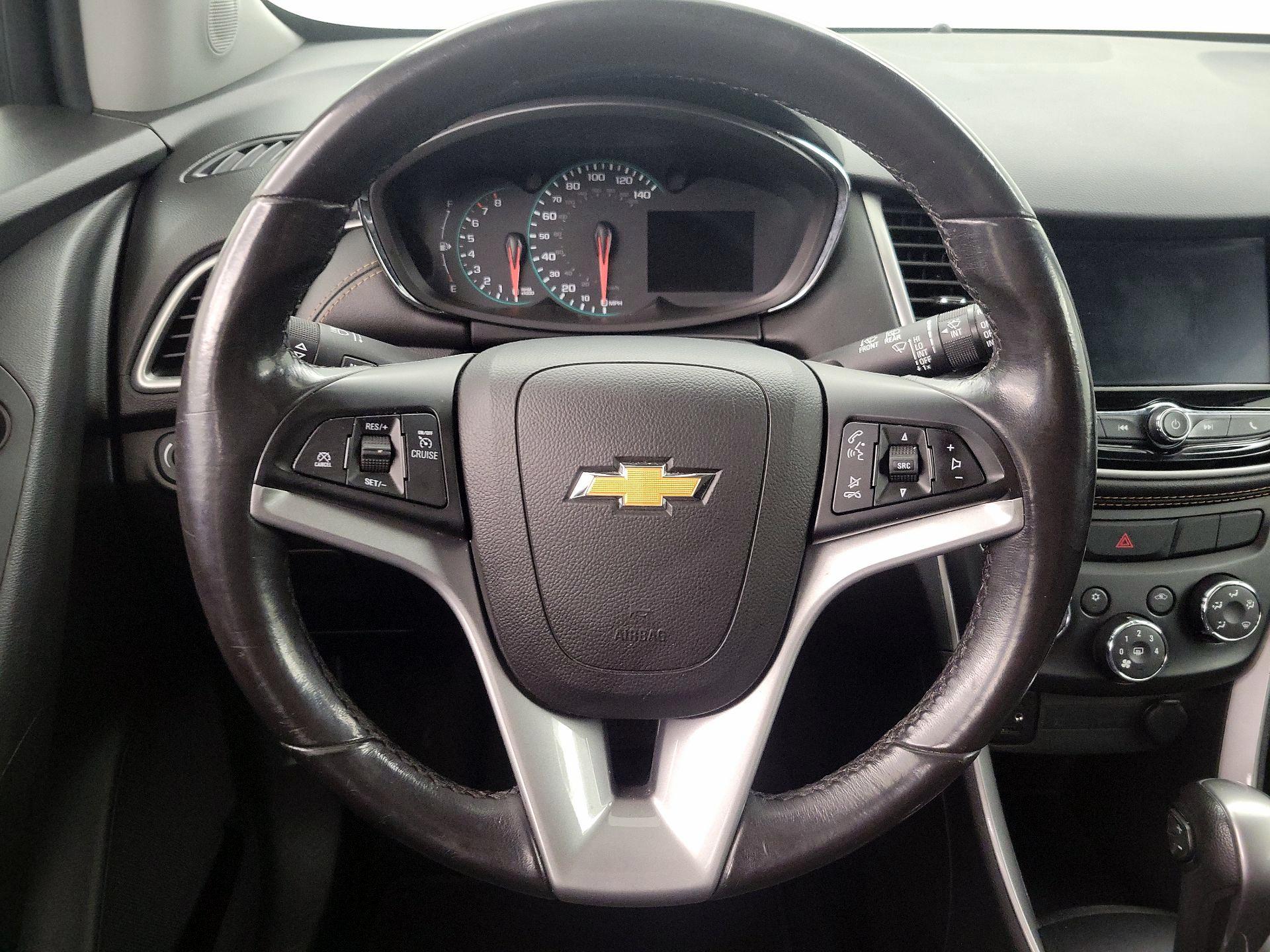 Thumbnail: 2021 Chevrolet Trax - 10