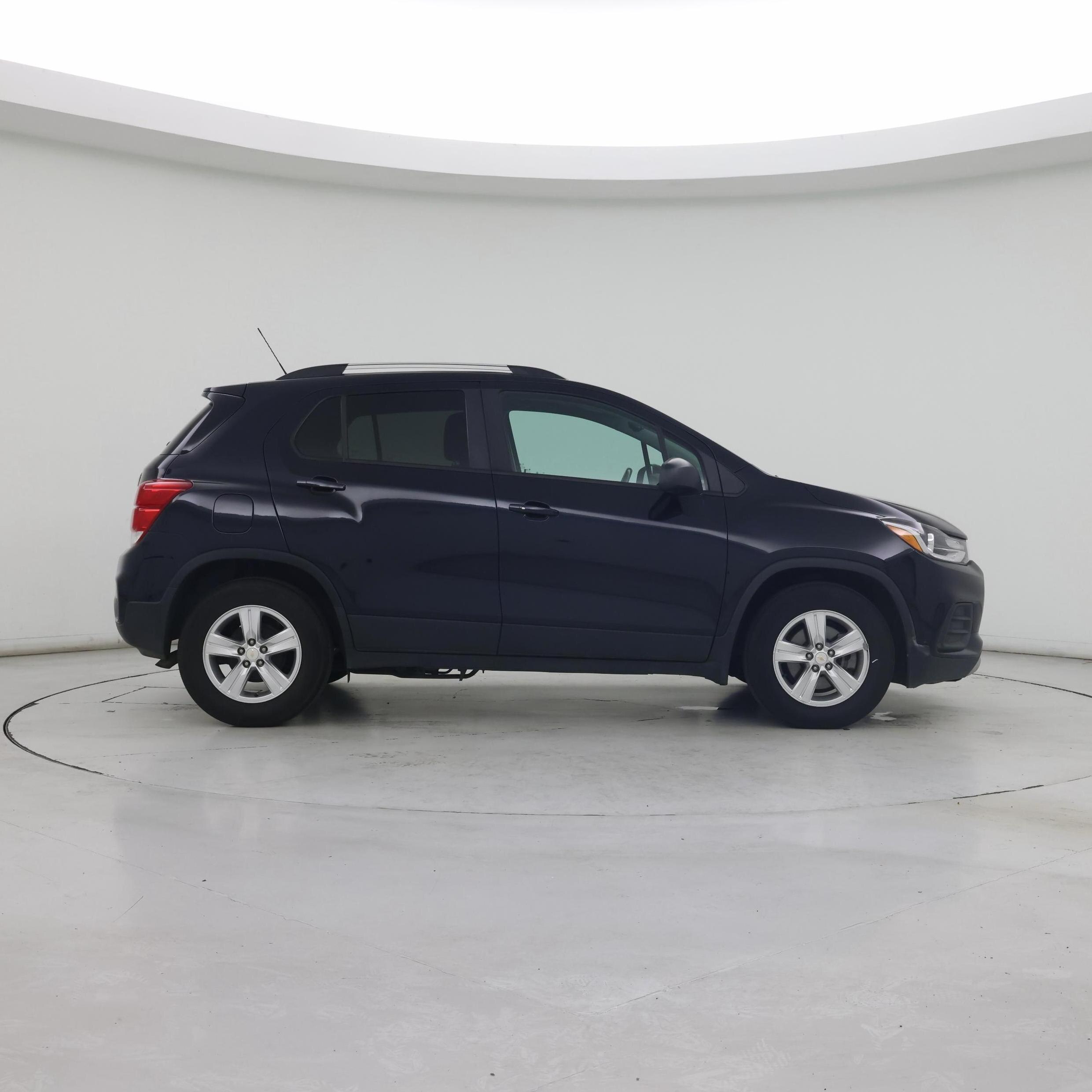 Thumbnail: 2021 Chevrolet Trax - 7