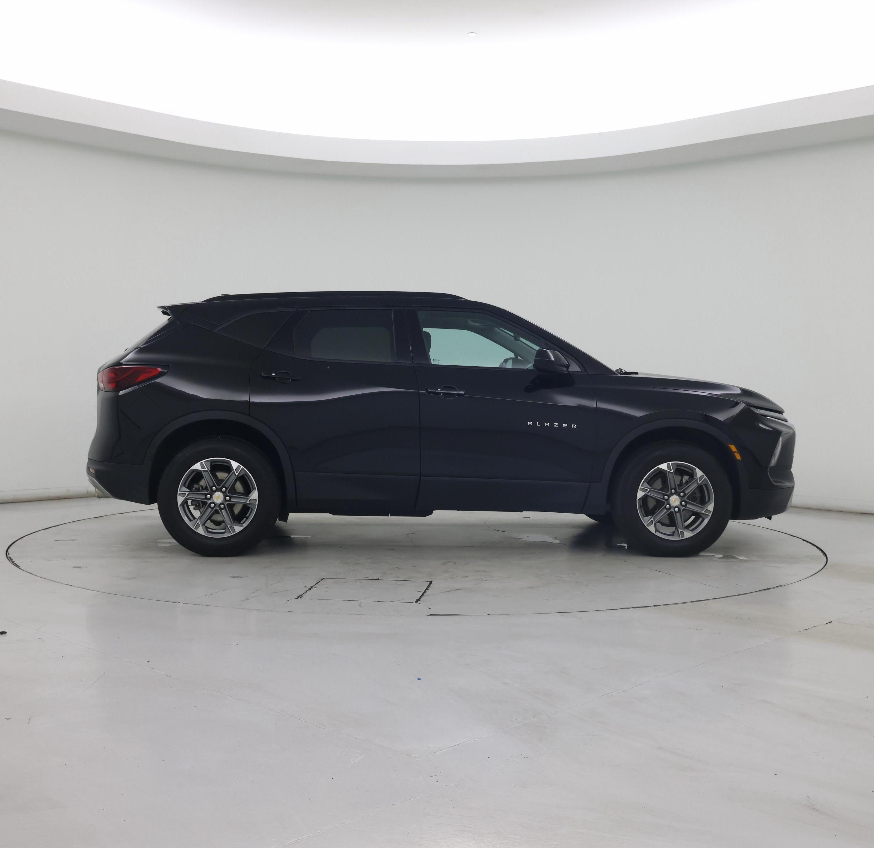 Thumbnail: 2023 Chevrolet Blazer - 7