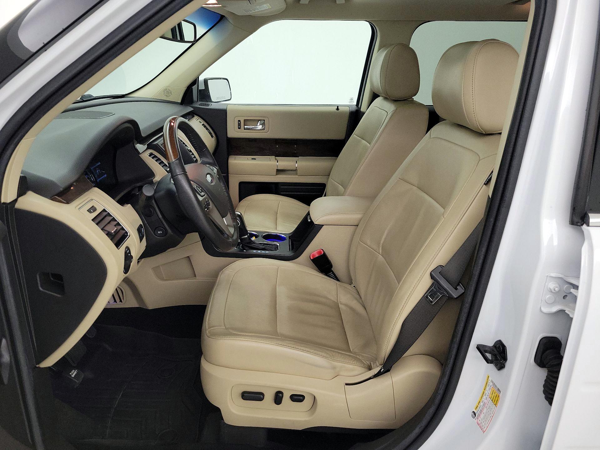 Thumbnail: 2019 Ford Flex - 11
