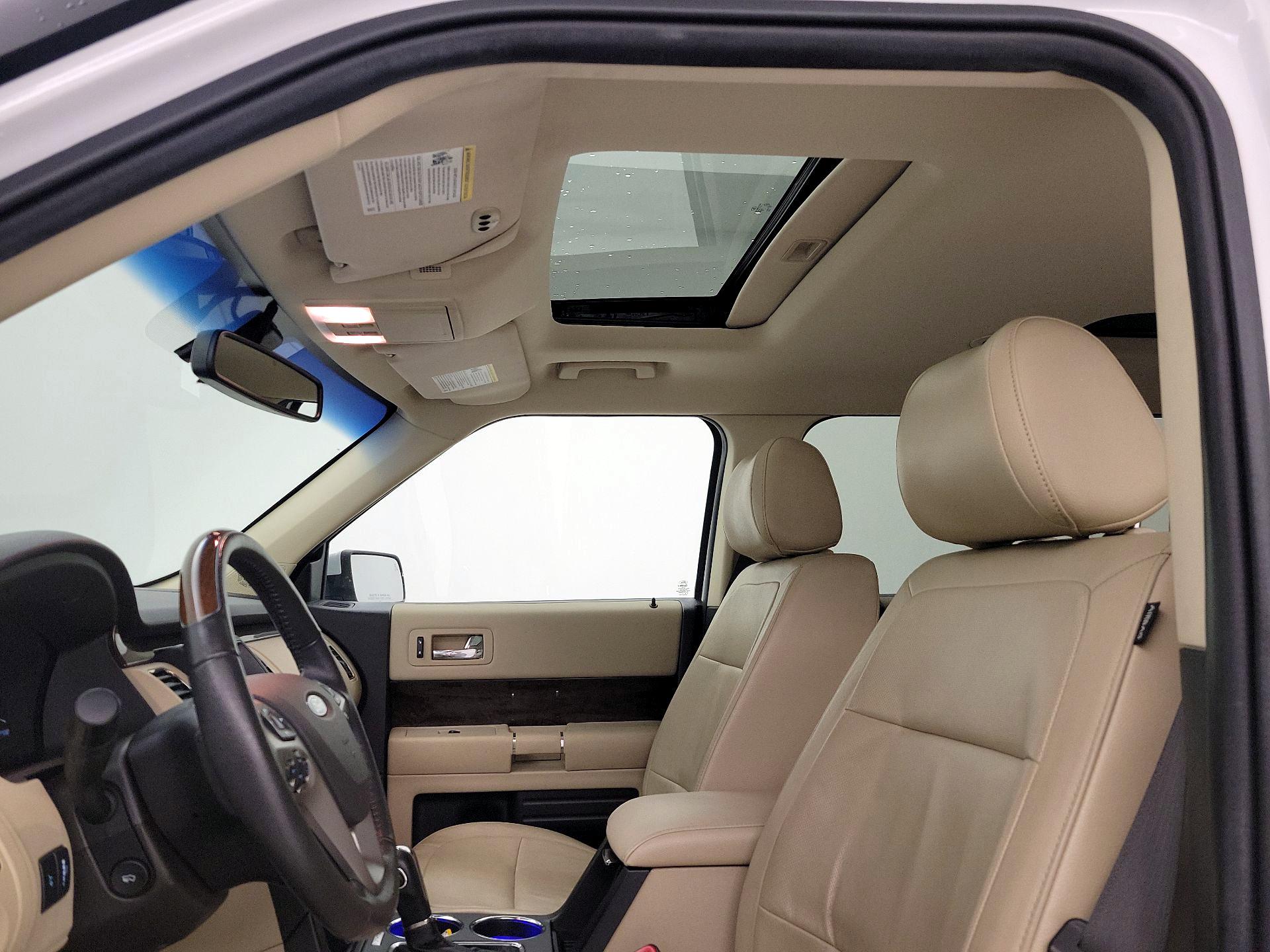 Thumbnail: 2019 Ford Flex - 19