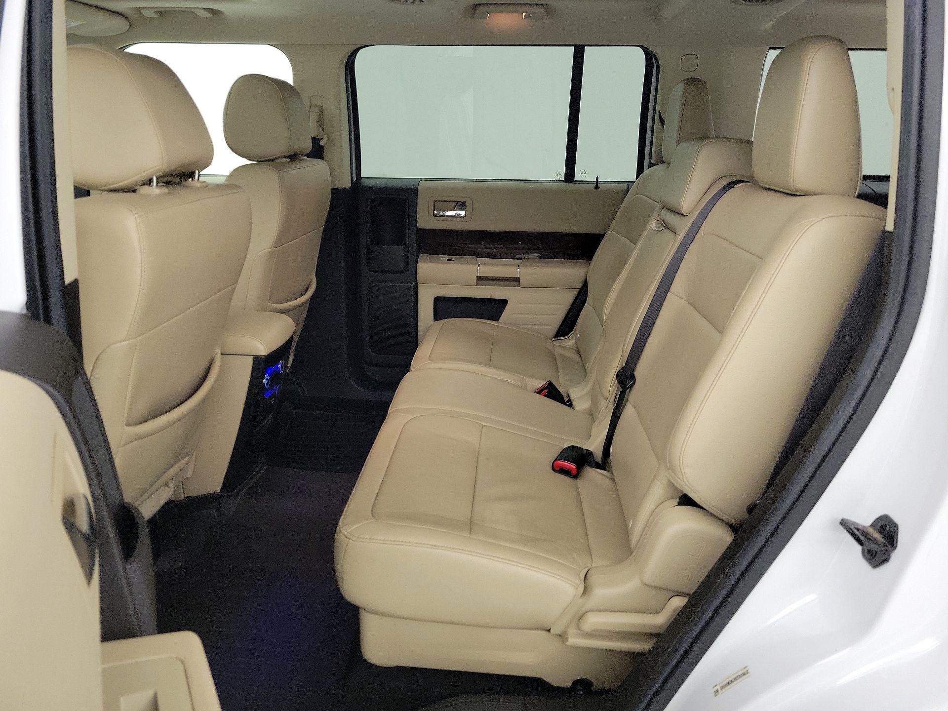Thumbnail: 2019 Ford Flex - 20