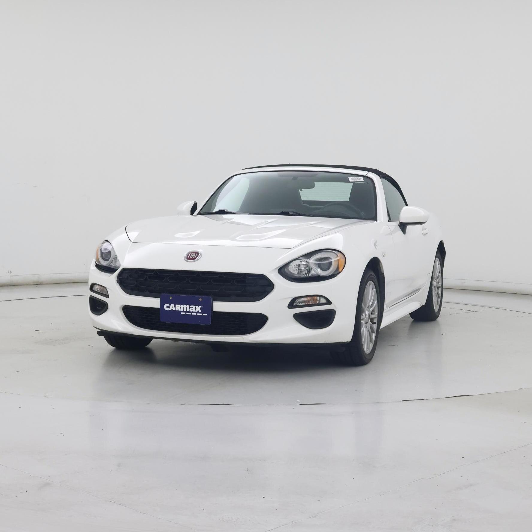 Thumbnail: 2018 Fiat 124 Spider - 4