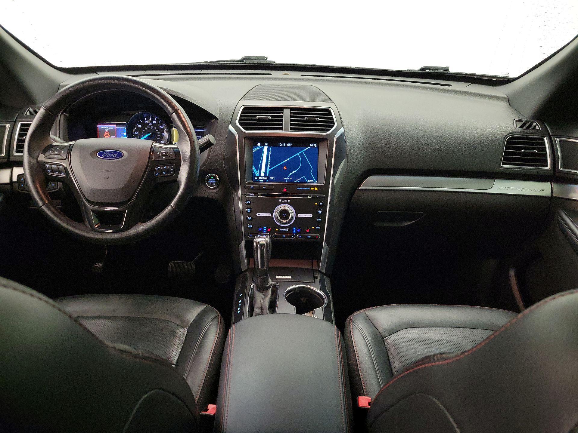 Thumbnail: 2017 Ford Explorer - 9